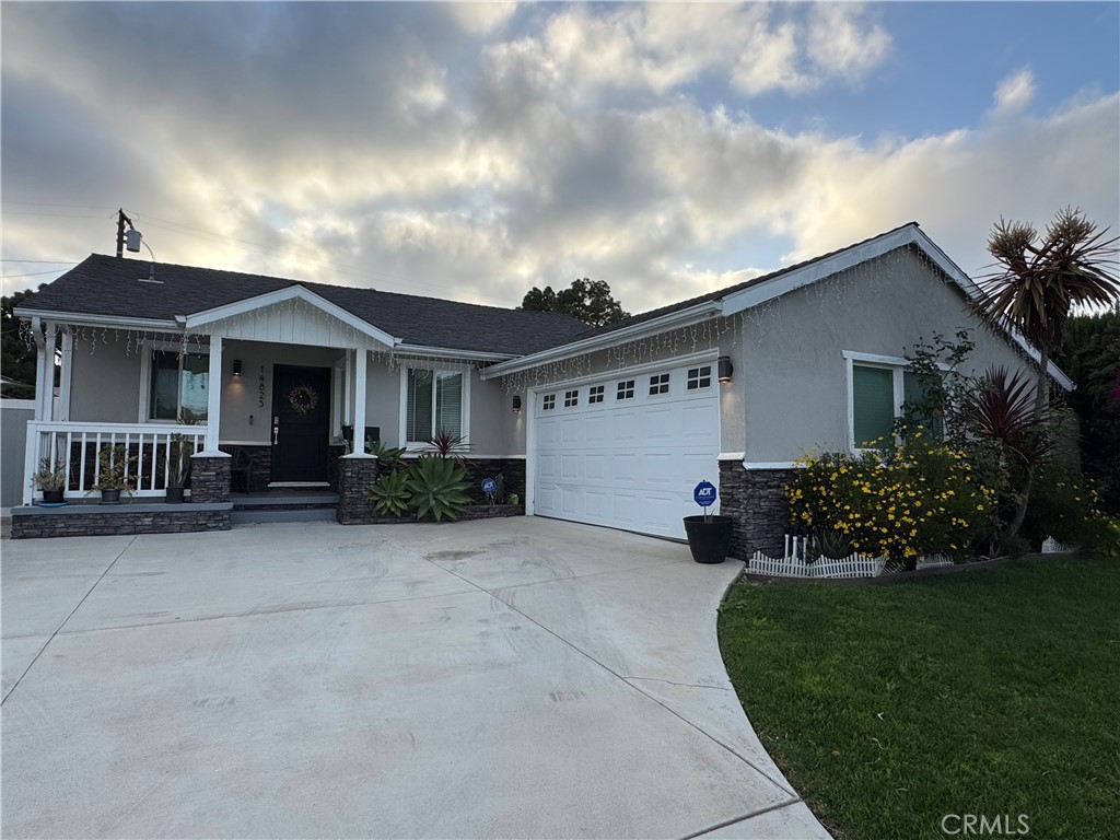 Hawthorne, California, 90250, United States, 4 Bedrooms Bedrooms, ,3 BathroomsBathrooms,Residential,For Sale,1798338