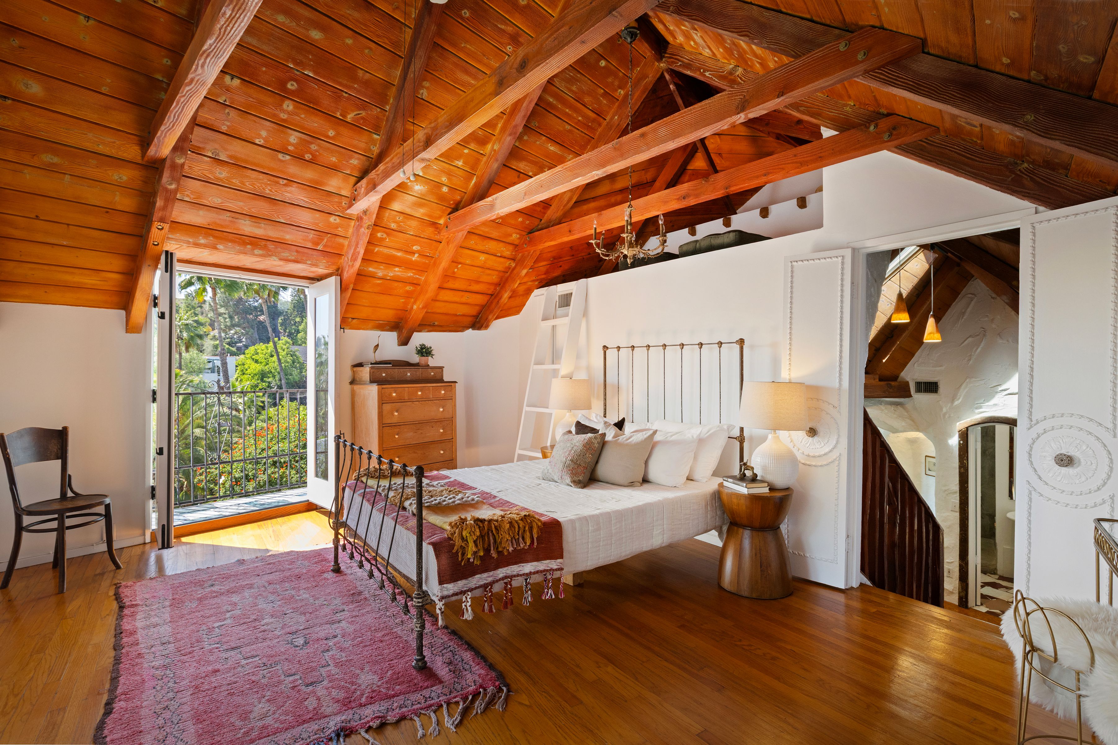  A Storybook Compound - 物件實景