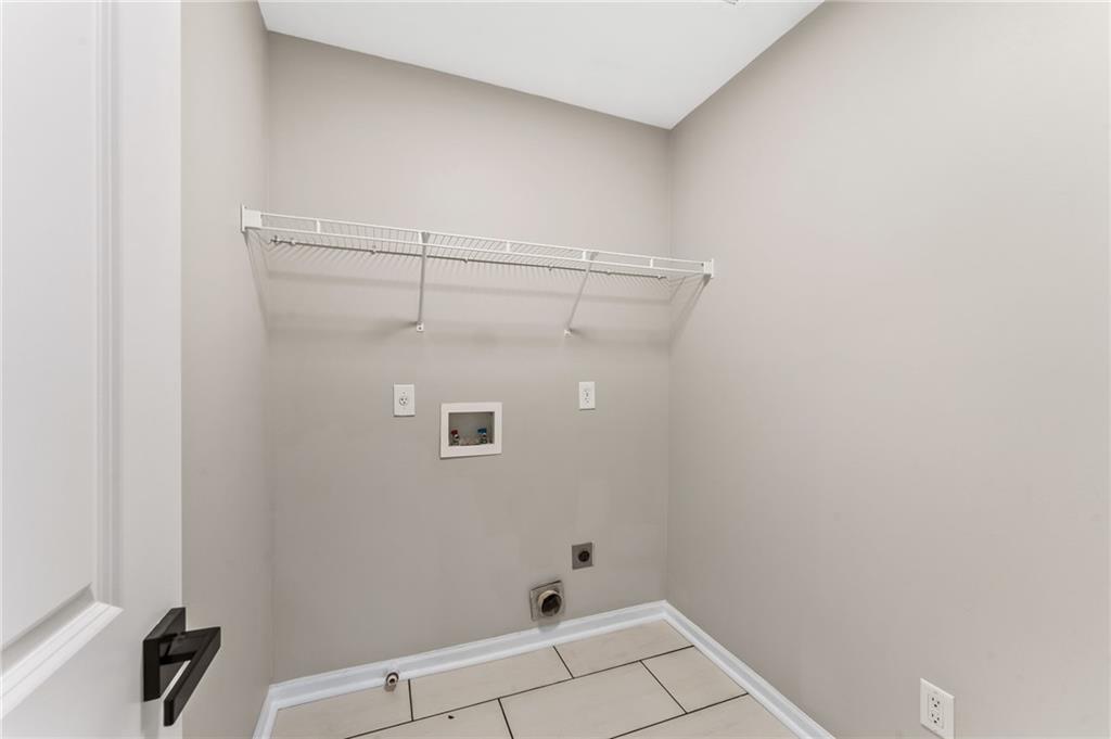 Atlanta, Georgia, 30318, United States, 3 Bedrooms Bedrooms, ,3 BathroomsBathrooms,Residential,For Sale,1956523