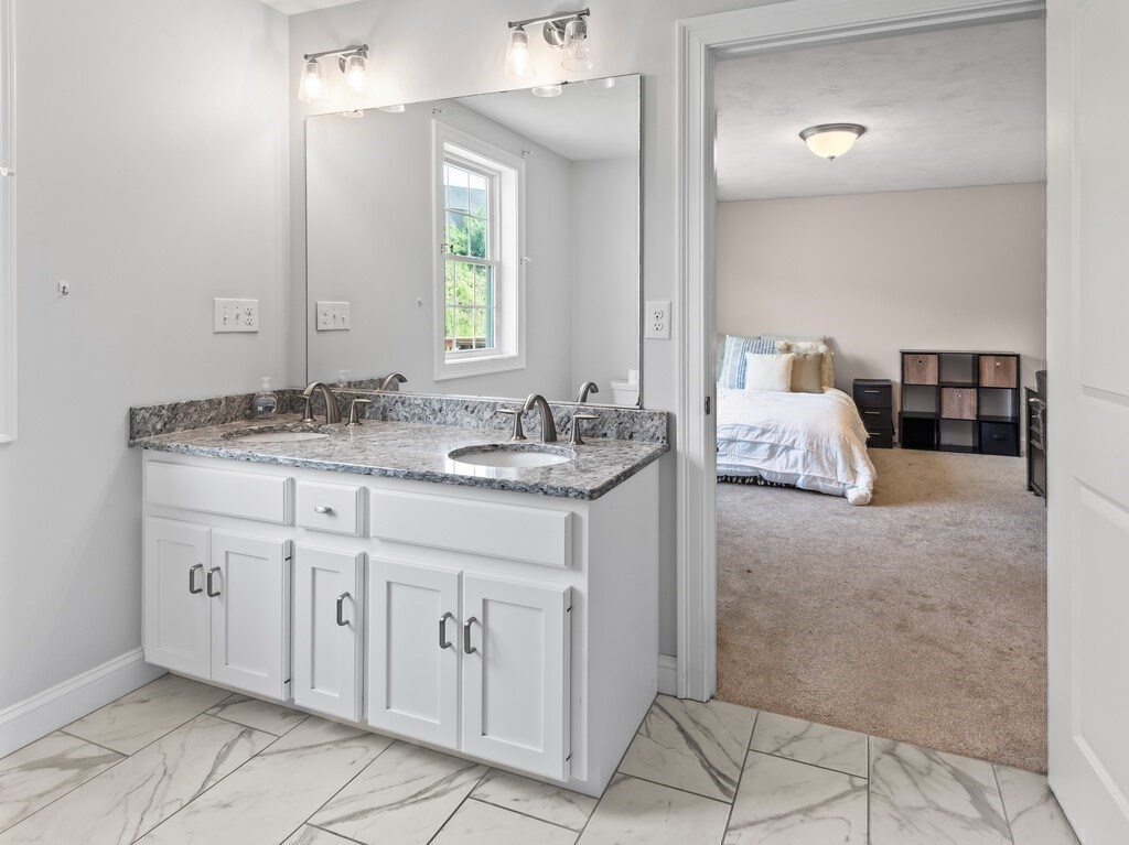 Sutton, Massachusetts, 01590, United States, 2 Bedrooms Bedrooms, ,3 BathroomsBathrooms,Residential,For Sale,1942823