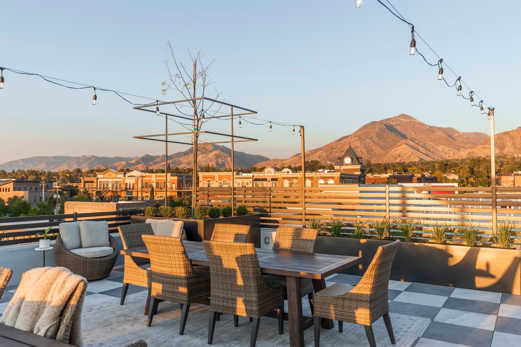  Effortless Luxury Condo Living In The Heart Of Holladay Village - 物件實景