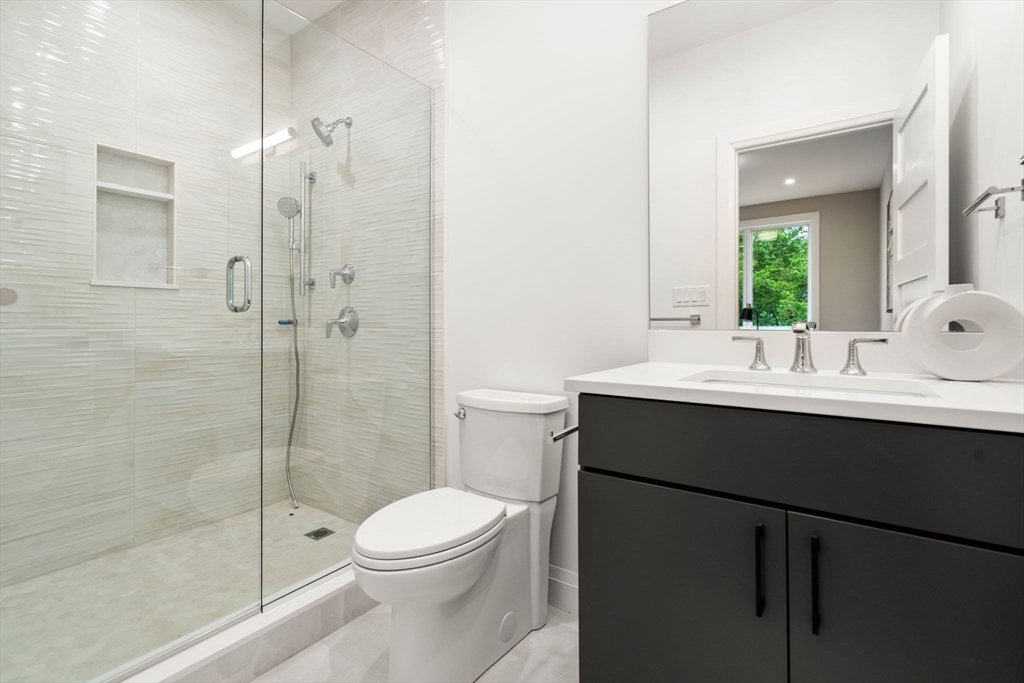 Newton, Massachusetts, 02466, United States, 5 Bedrooms Bedrooms, ,5 BathroomsBathrooms,Residential,For Sale,1856429
