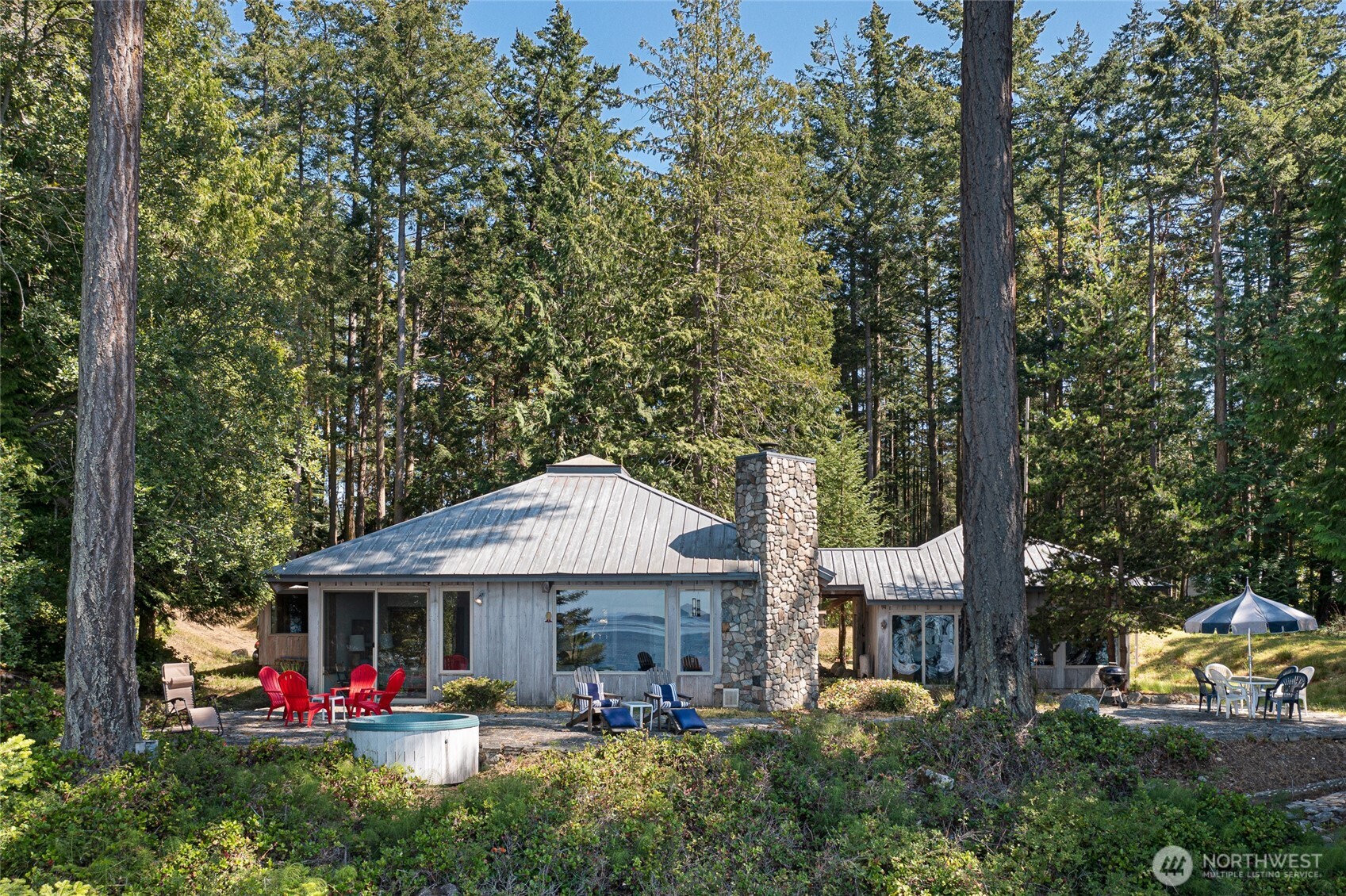 Henry Island, Washington, 98250, United States, 4 Bedrooms Bedrooms, ,1 BathroomBathrooms,Residential,For Sale,1988097