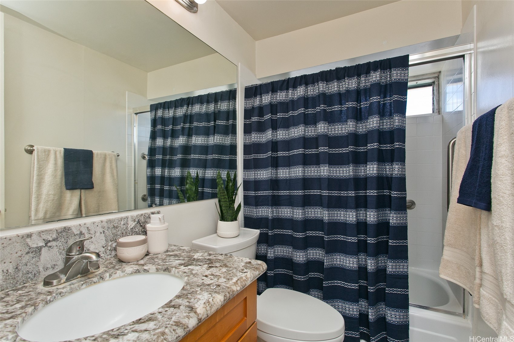2525 Date Street Unit 3706, Honolulu, Hawaii, 96826, United States, 2 Bedrooms Bedrooms, ,2 BathroomsBathrooms,Residential,For Sale,2525 Date Street Unit 3706,1624943