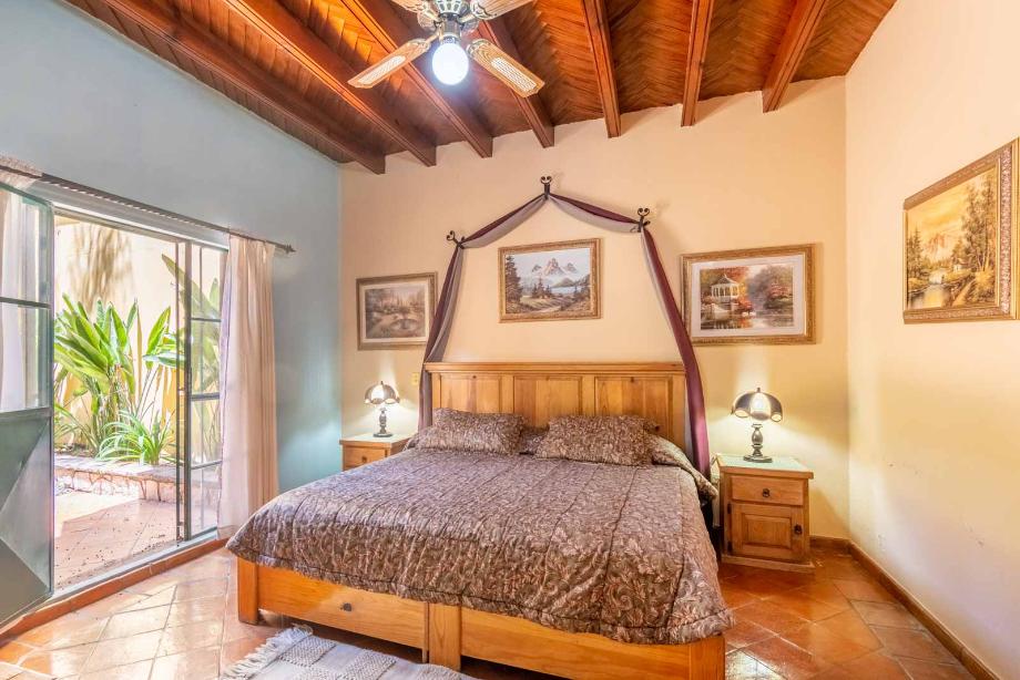 San Miguel de Allende, Guanajuato, 37740, Mexico, 8 Bedrooms Bedrooms, ,8 BathroomsBathrooms,Residential,For Sale,1994879