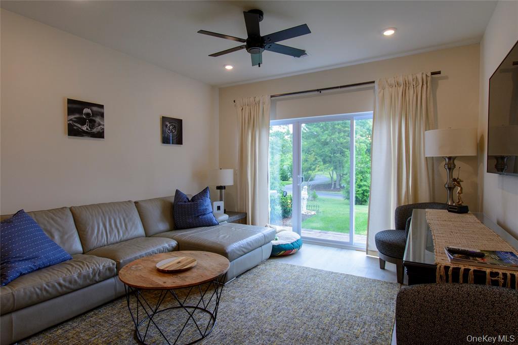 Shirley, New York, 11967, United States, 2 Bedrooms Bedrooms, ,2 BathroomsBathrooms,Residential,For Sale,1915431