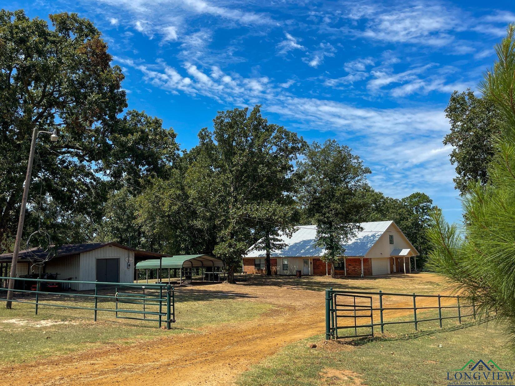 5660-01 Texas Highway 8, Linden, Texas, 75563, United States, 4 Bedrooms Bedrooms, ,3 BathroomsBathrooms,Residential,For Sale,5660-01 Texas Highway 8,1322906