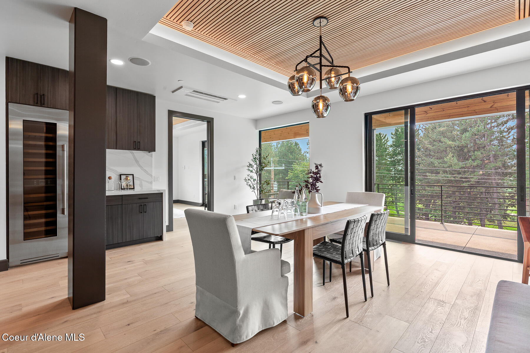 Coeur d'Alene, Idaho, 83814, United States, 3 Bedrooms Bedrooms, ,4 BathroomsBathrooms,Residential,For Sale,1977257