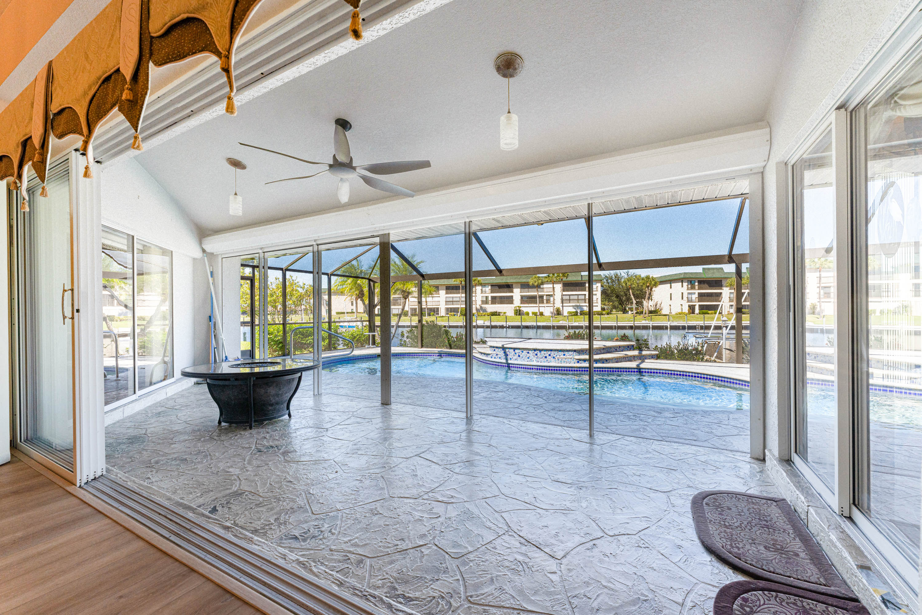 Punta Gorda, Florida, 33950, United States, 3 Bedrooms Bedrooms, ,3 BathroomsBathrooms,Residential,For Sale,1990304