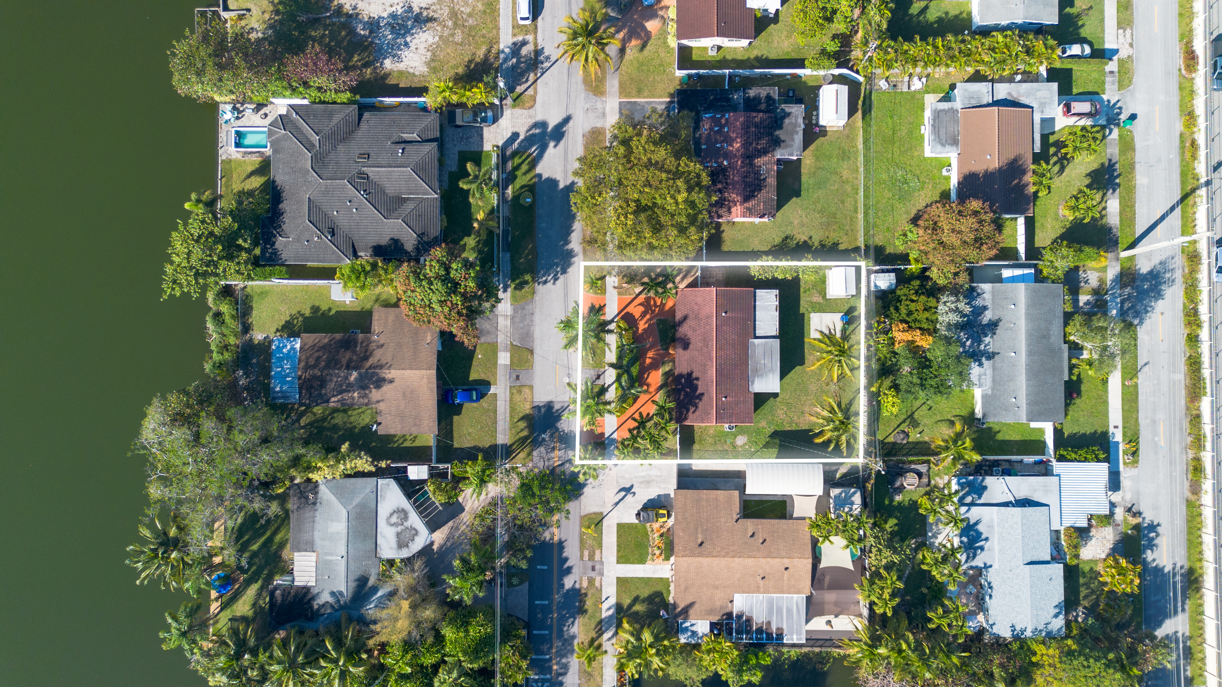  2475 NE 214th St, Aventura, FL, 33180 - 物件實景