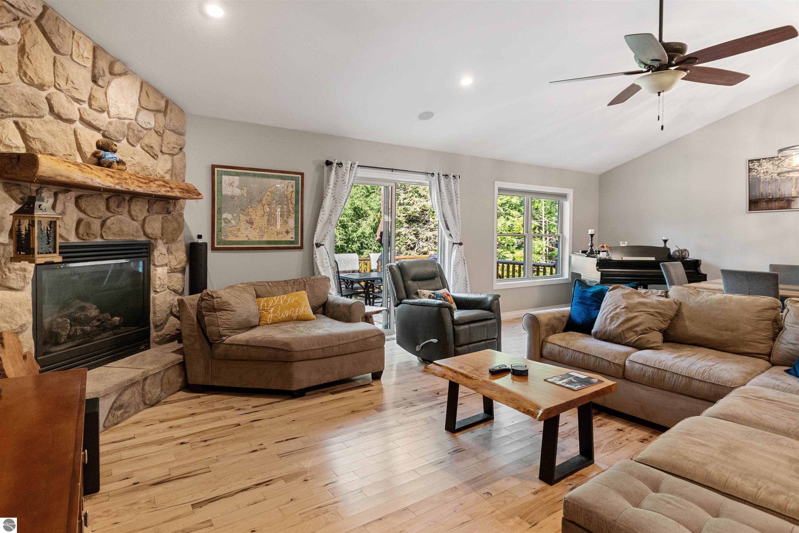 Traverse City, Michigan, 49685, United States, 5 Bedrooms Bedrooms, ,2 BathroomsBathrooms,Residential,For Sale,1960952