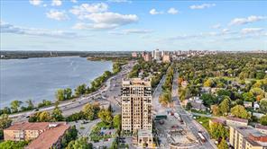 Ottawa, Ontario, K2A 1R8, CA, 2 Bedrooms Bedrooms, ,2 BathroomsBathrooms,Residential,For Sale,1989135