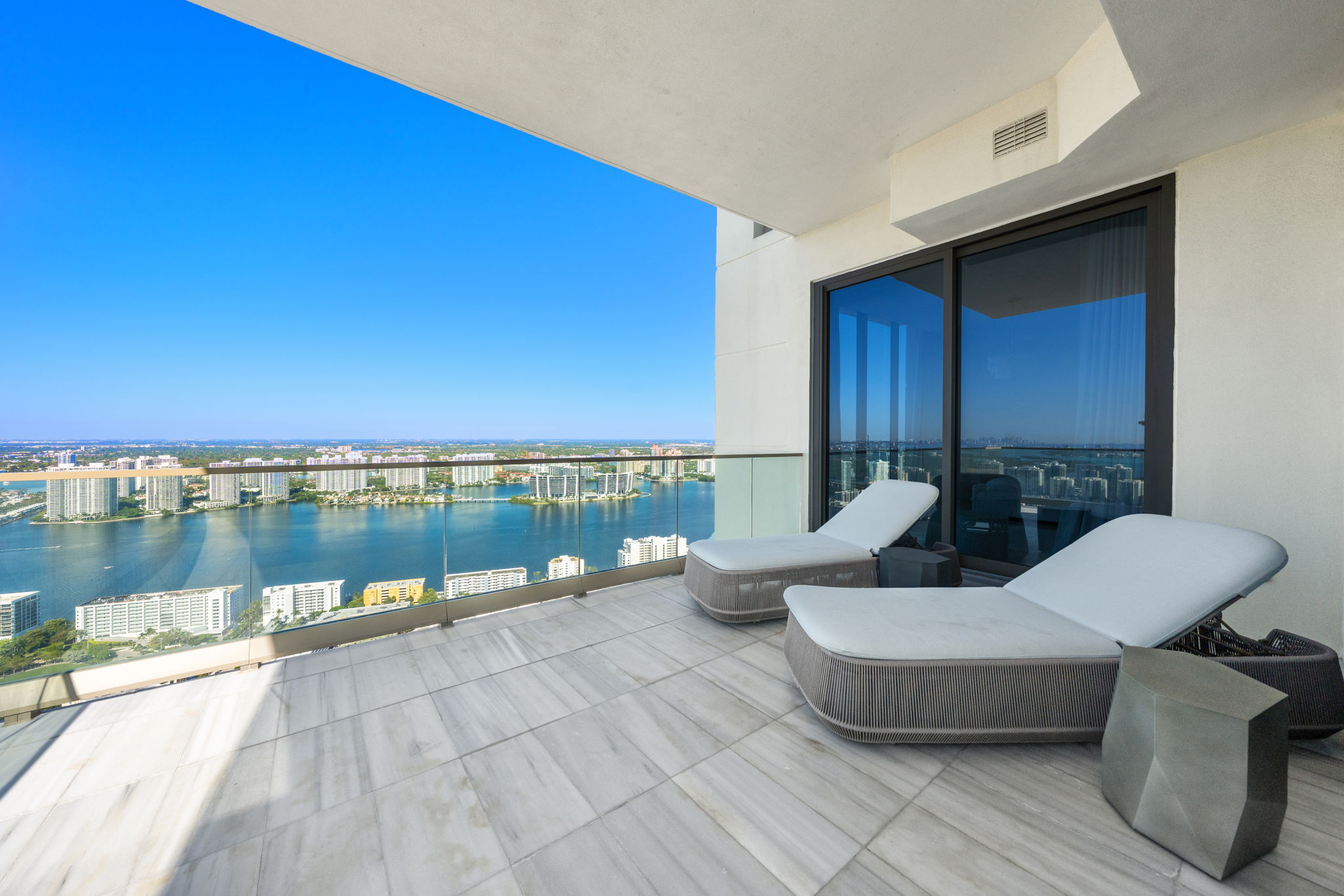  17901 Collins Ave, Sunny Isles Beach, FL, 33160 - 物件實景