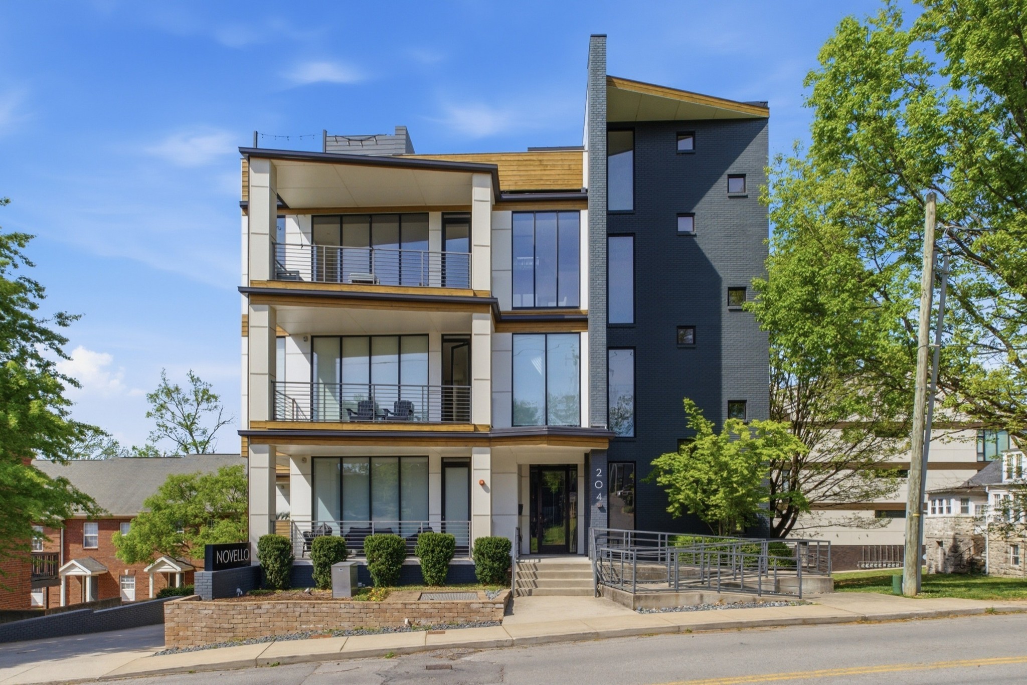  204 Acklen Park Dr Unit #103, Nashville, TN, 37203 - 物件實景