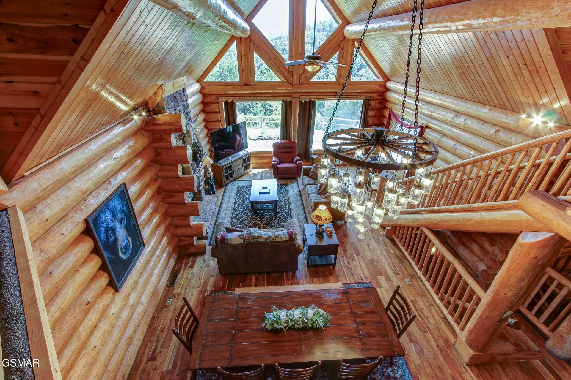 Sevierville, Tennessee, 37876, United States, 3 Bedrooms Bedrooms, ,5 BathroomsBathrooms,Residential,For Sale,1976203