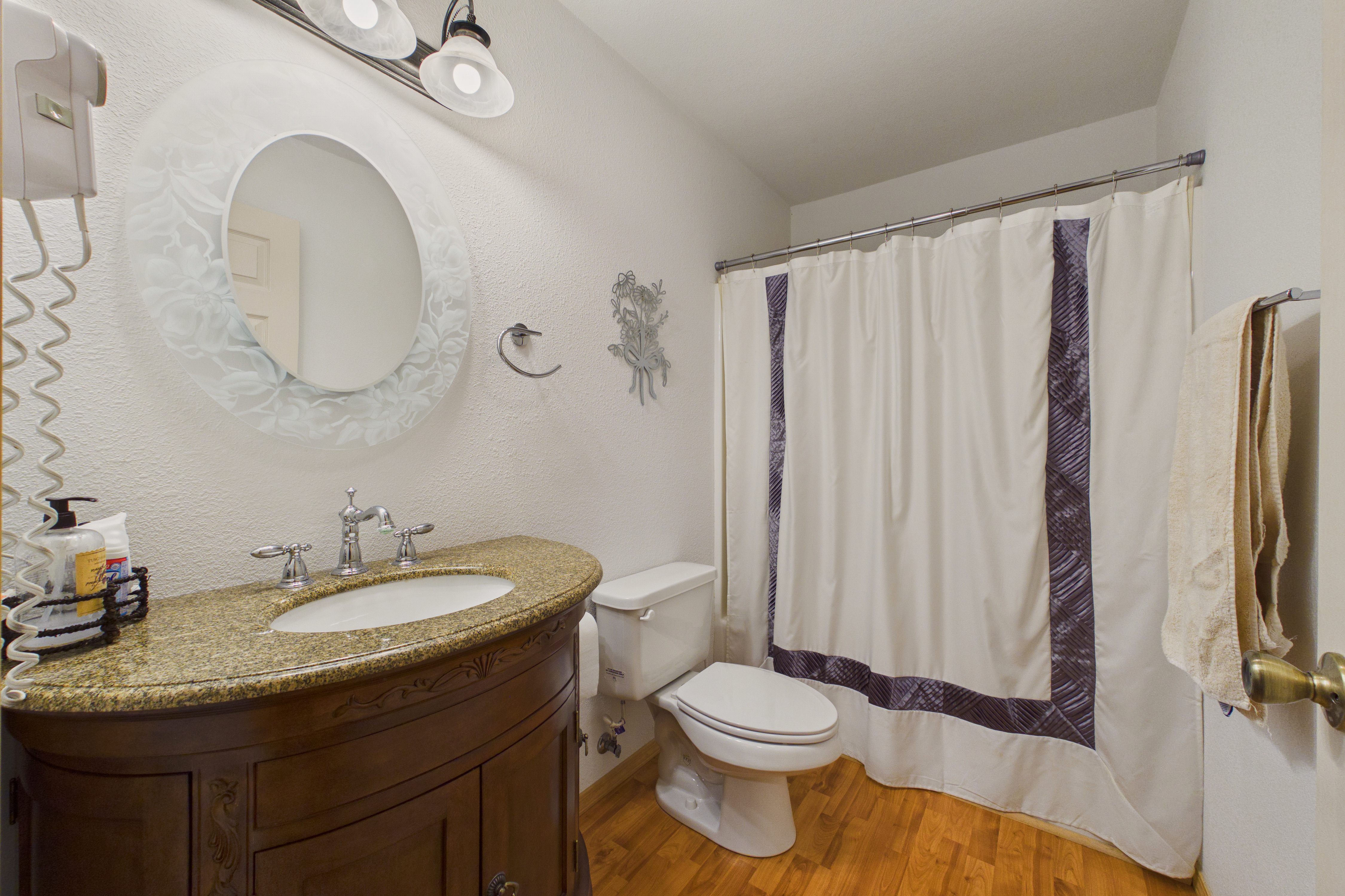 Alto, New Mexico, 88312, United States, 3 Bedrooms Bedrooms, ,2 BathroomsBathrooms,Residential,For Sale,2044418