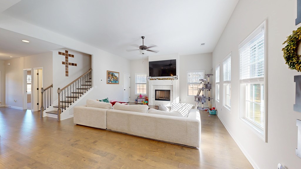 Cataula, Georgia, 31804, United States, 5 Bedrooms Bedrooms, ,5 BathroomsBathrooms,Residential,For Sale,1996944