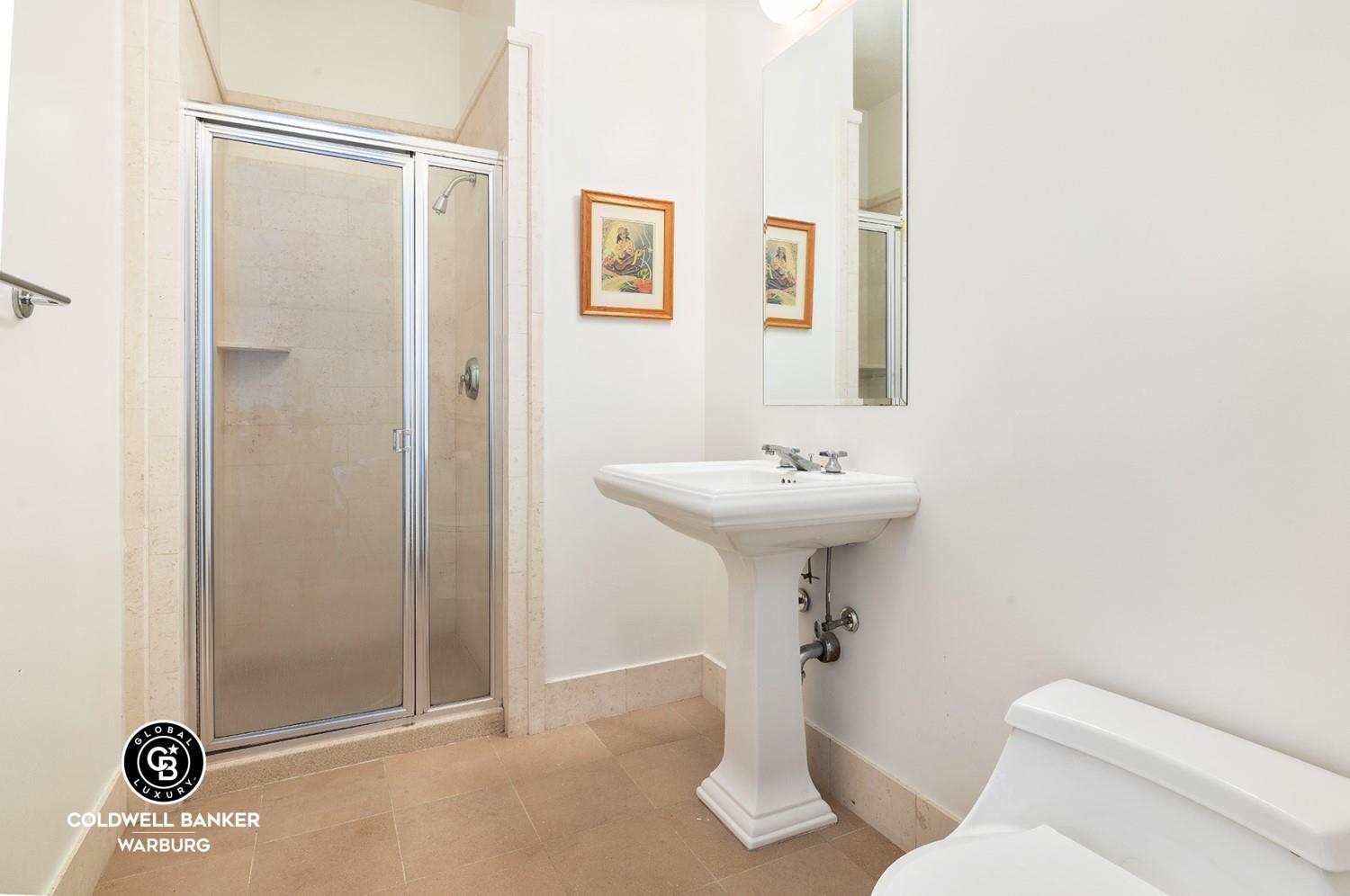 New York (Manhattan), New York, 10001, United States, 2 Bedrooms Bedrooms, ,3 BathroomsBathrooms,Residential,For Sale,1804757