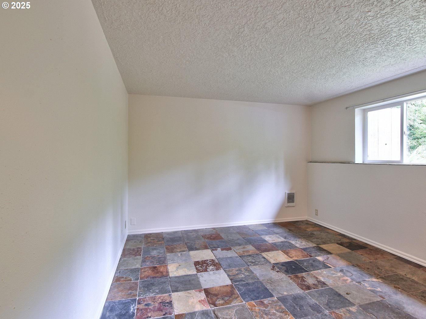 Lincolncity, Oregon, 97367, United States, 3 Bedrooms Bedrooms, ,2 BathroomsBathrooms,Residential,For Sale,1931670
