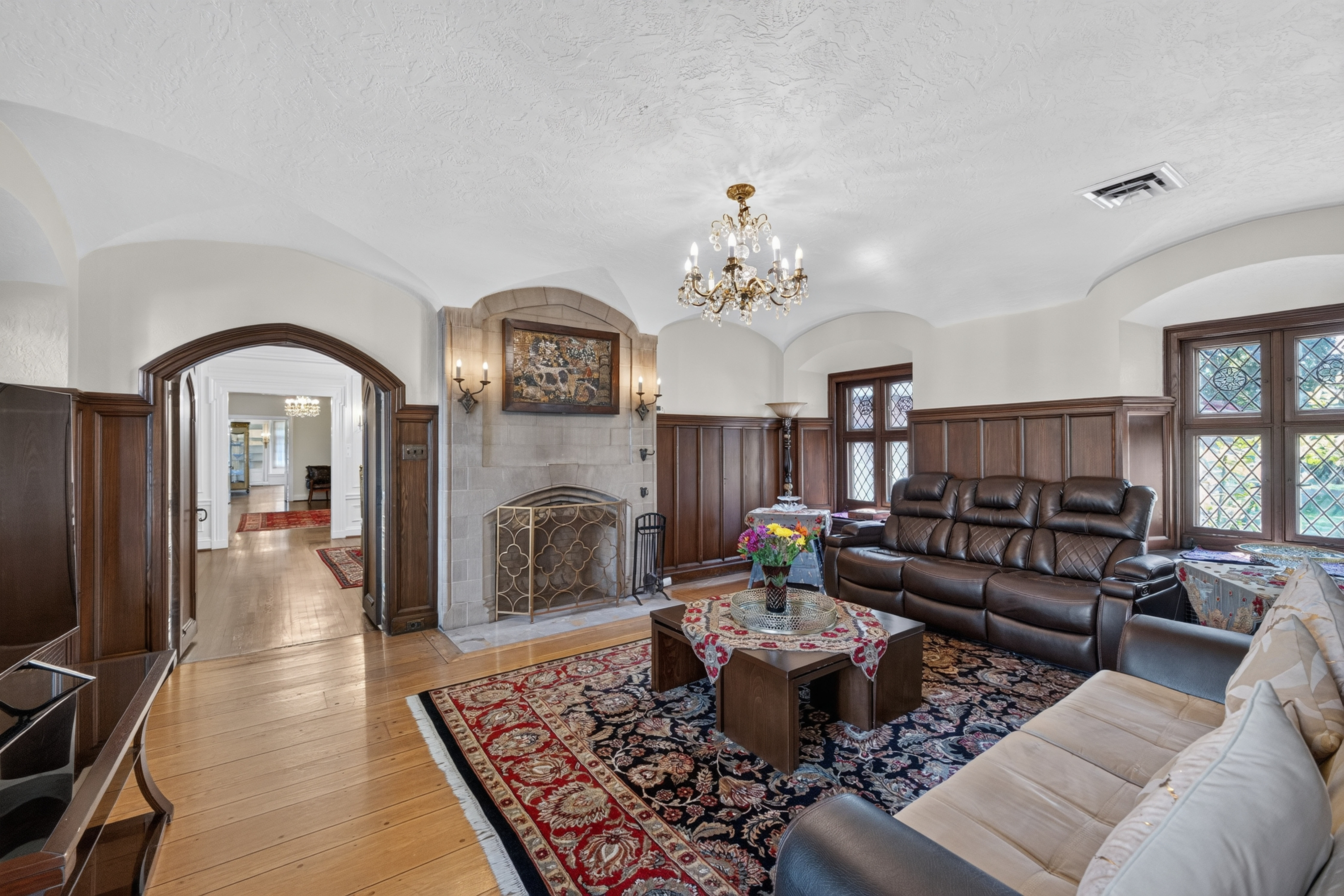  Stunning Spanish Revival Estate in Ladue - 物件實景