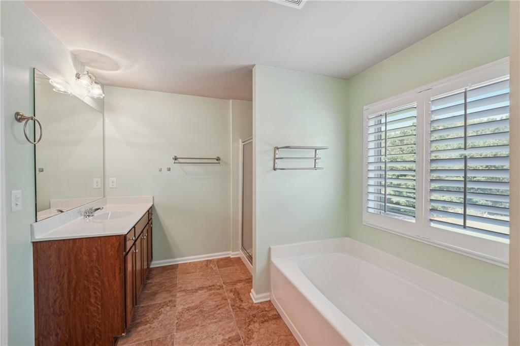 Woodstock, Georgia, 30188, United States, 5 Bedrooms Bedrooms, ,5 BathroomsBathrooms,Residential,For Sale,1927829