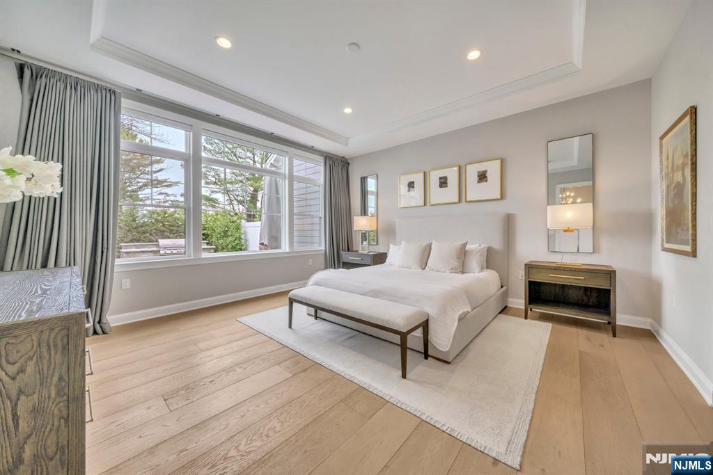 River Vale, New Jersey, 07675, United States, 3 Bedrooms Bedrooms, ,5 BathroomsBathrooms,Residential,For Sale,1906590