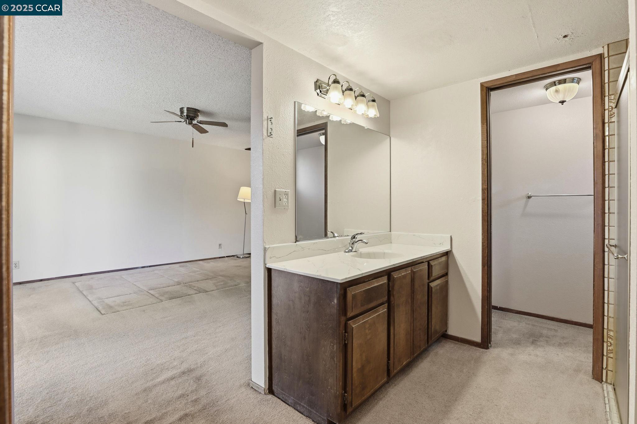 El Dorado Hills, California, 95762, United States, 4 Bedrooms Bedrooms, ,3 BathroomsBathrooms,Residential,For Sale,1988209