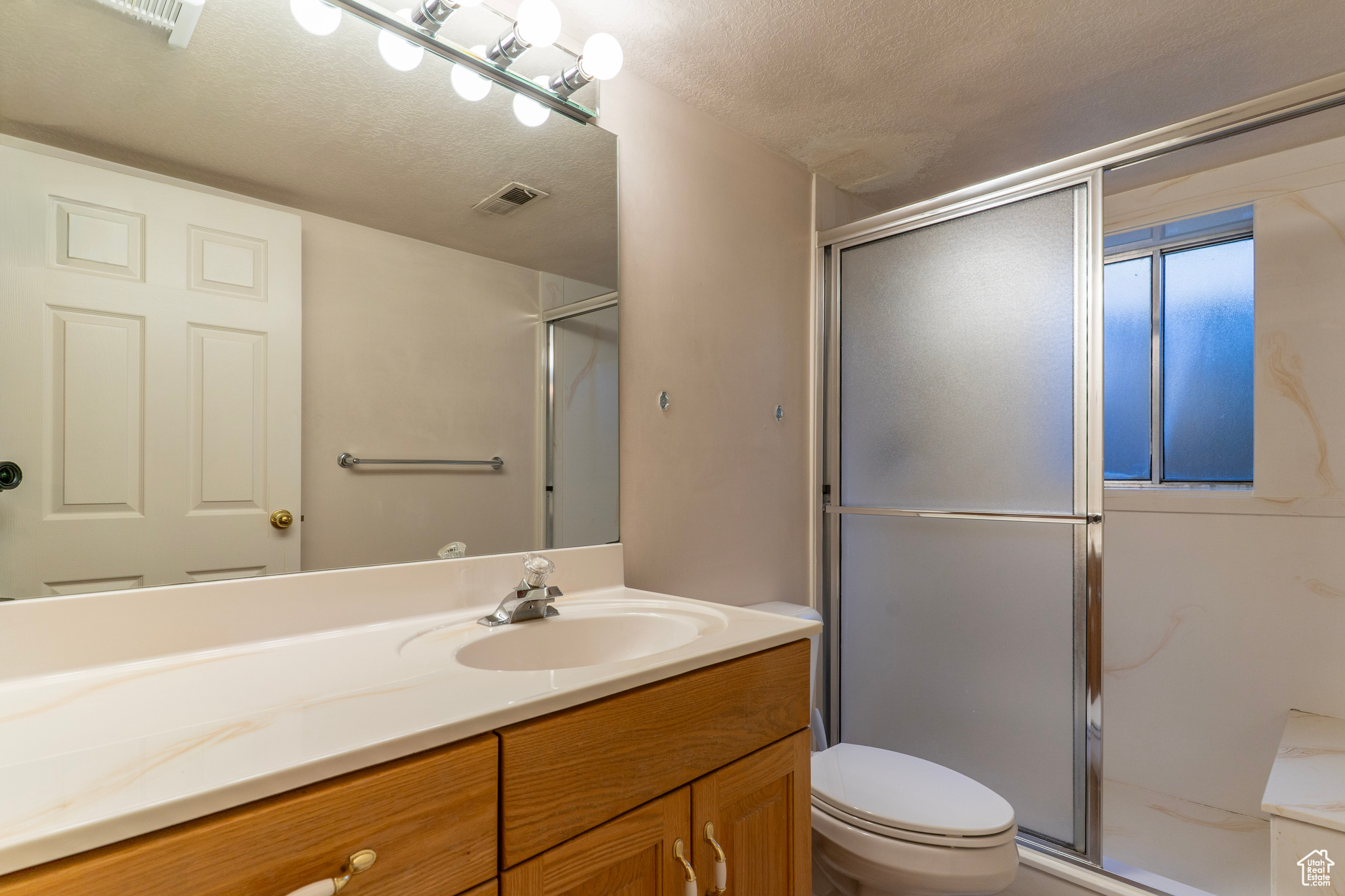 West Jordan, Utah, 84088, United States, 4 Bedrooms Bedrooms, ,Residential,For Sale,1927849