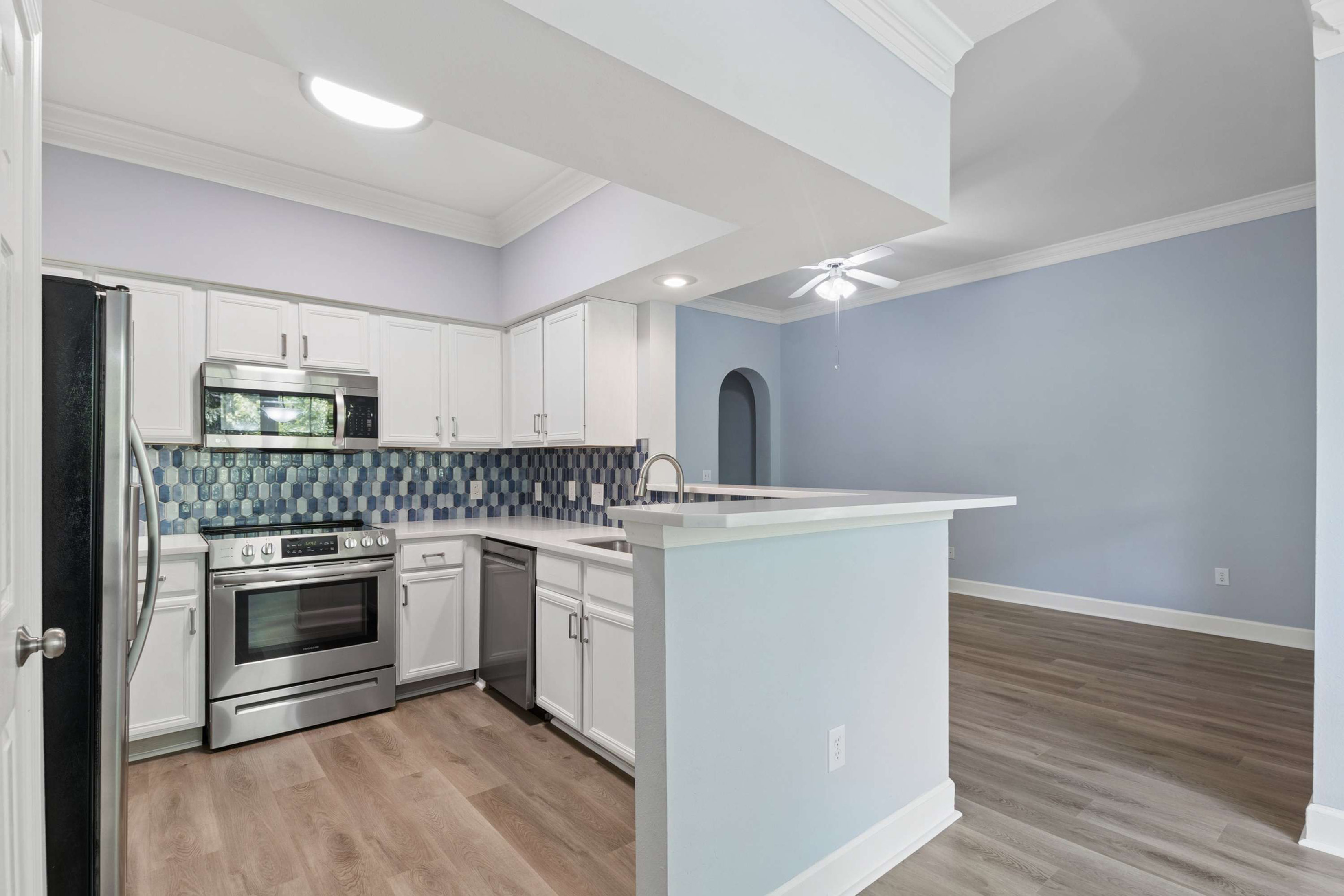  Renovated Condo Combines Comfort, Privacy and Intown Convenience - 物件實景