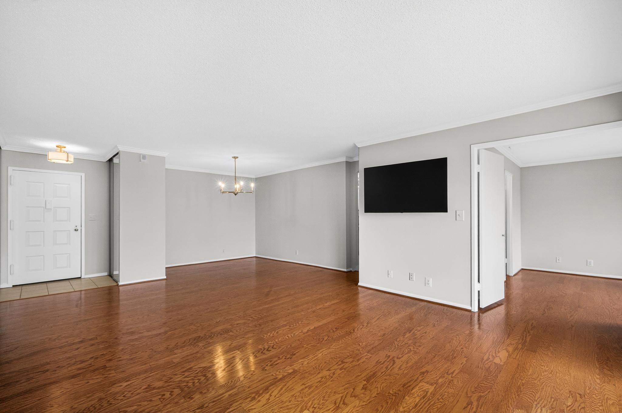  8380 Greensboro Drive, Mclean, VA, 22102 - 物件實景