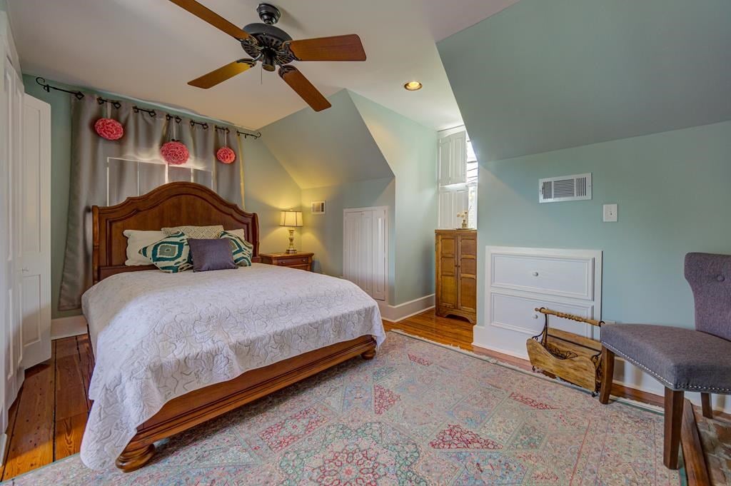 Vicksburg, Mississippi, 39180, United States, 4 Bedrooms Bedrooms, ,4 BathroomsBathrooms,Residential,For Sale,1778903