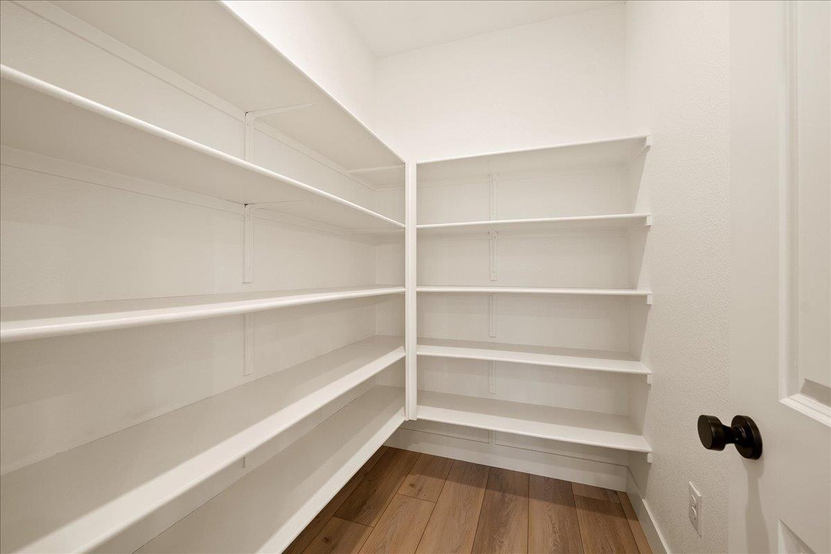 Roseville, California, 95747, United States, 5 Bedrooms Bedrooms, ,4 BathroomsBathrooms,Residential,For Sale,1998705