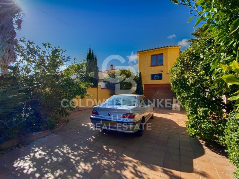 Girona, Empuriabrava, Cap Ras - Creus - Falconera, Empuriabrava, Catalonia, ES, 7 Bedrooms Bedrooms, ,4 BathroomsBathrooms,Residential,For Sale,Girona, Empuriabrava, Cap Ras - Creus - Falconera,1448519