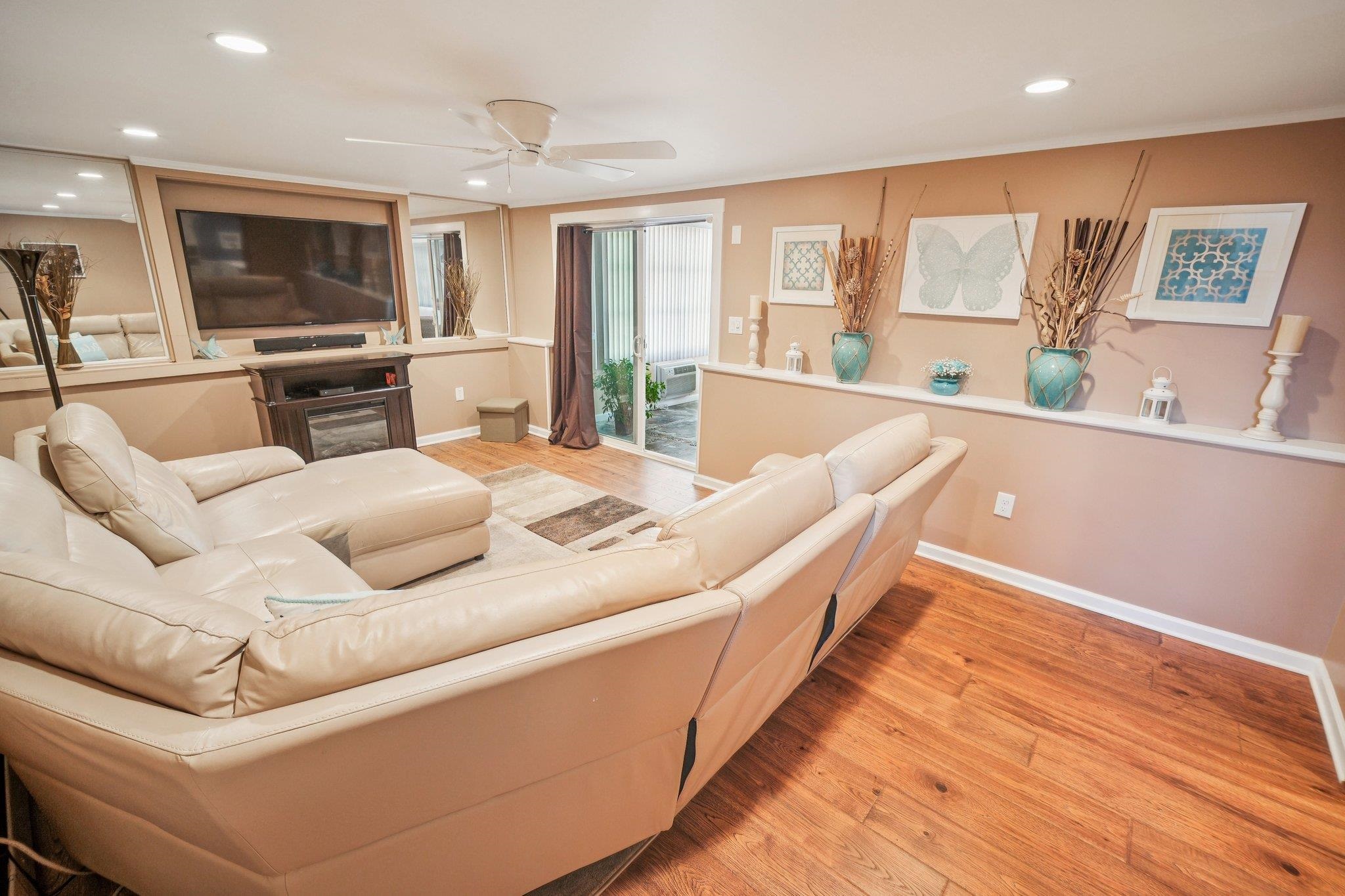 Little Ferry, New Jersey, 07643, United States, 4 Bedrooms Bedrooms, ,2 BathroomsBathrooms,Residential,For Sale,1922768