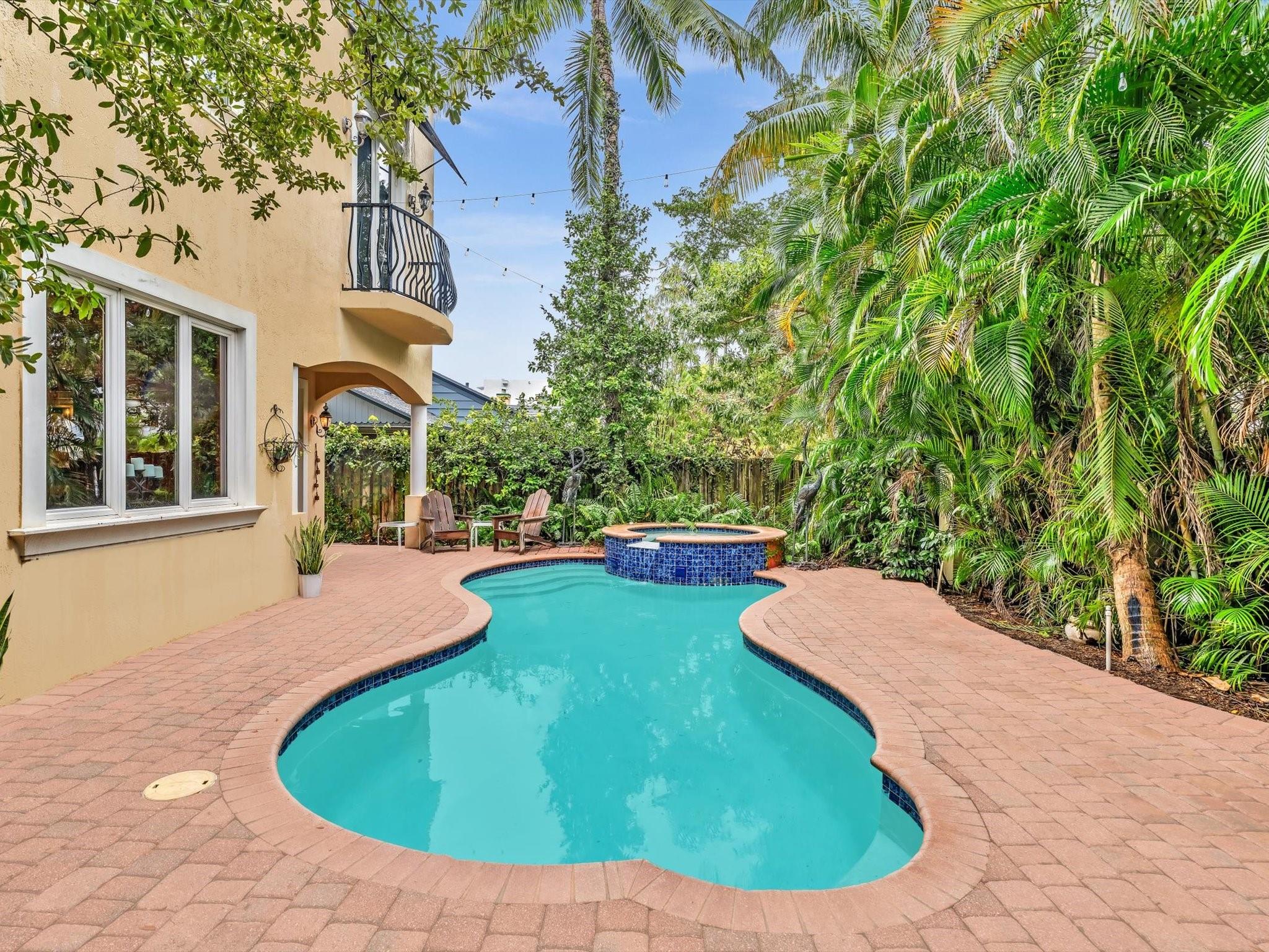 Fort Lauderdale, Florida, 33301, United States, 3 Bedrooms Bedrooms, ,5 BathroomsBathrooms,Residential,For Sale,1979910