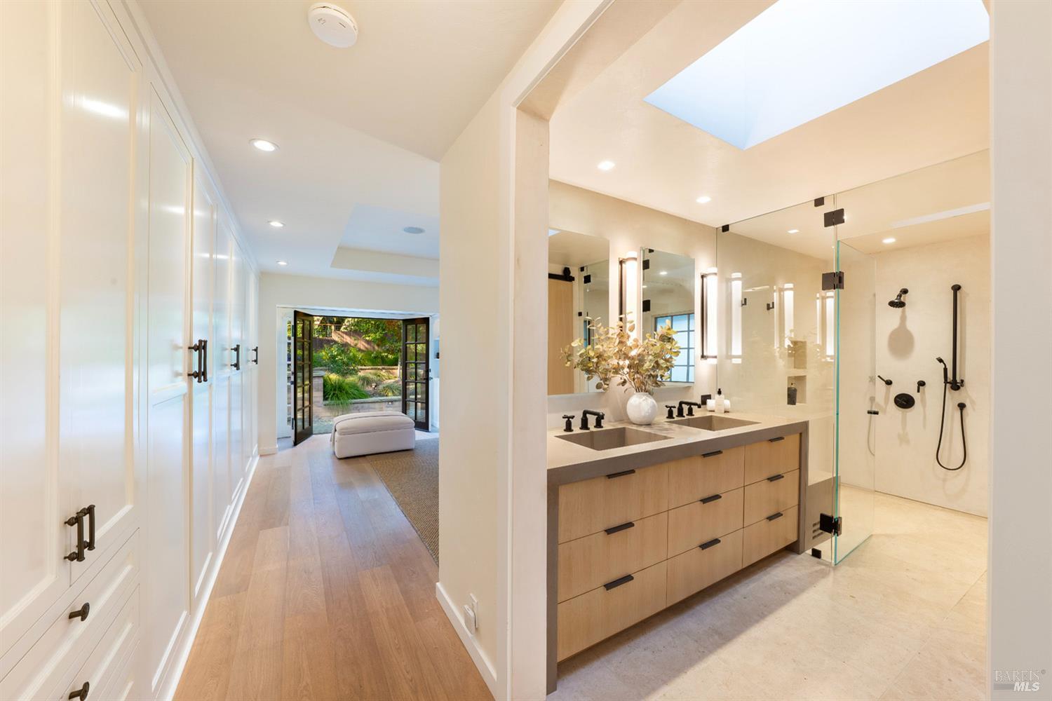 St. Helena, California, 94574, United States, 3 Bedrooms Bedrooms, ,5 BathroomsBathrooms,Residential,For Sale,1998865