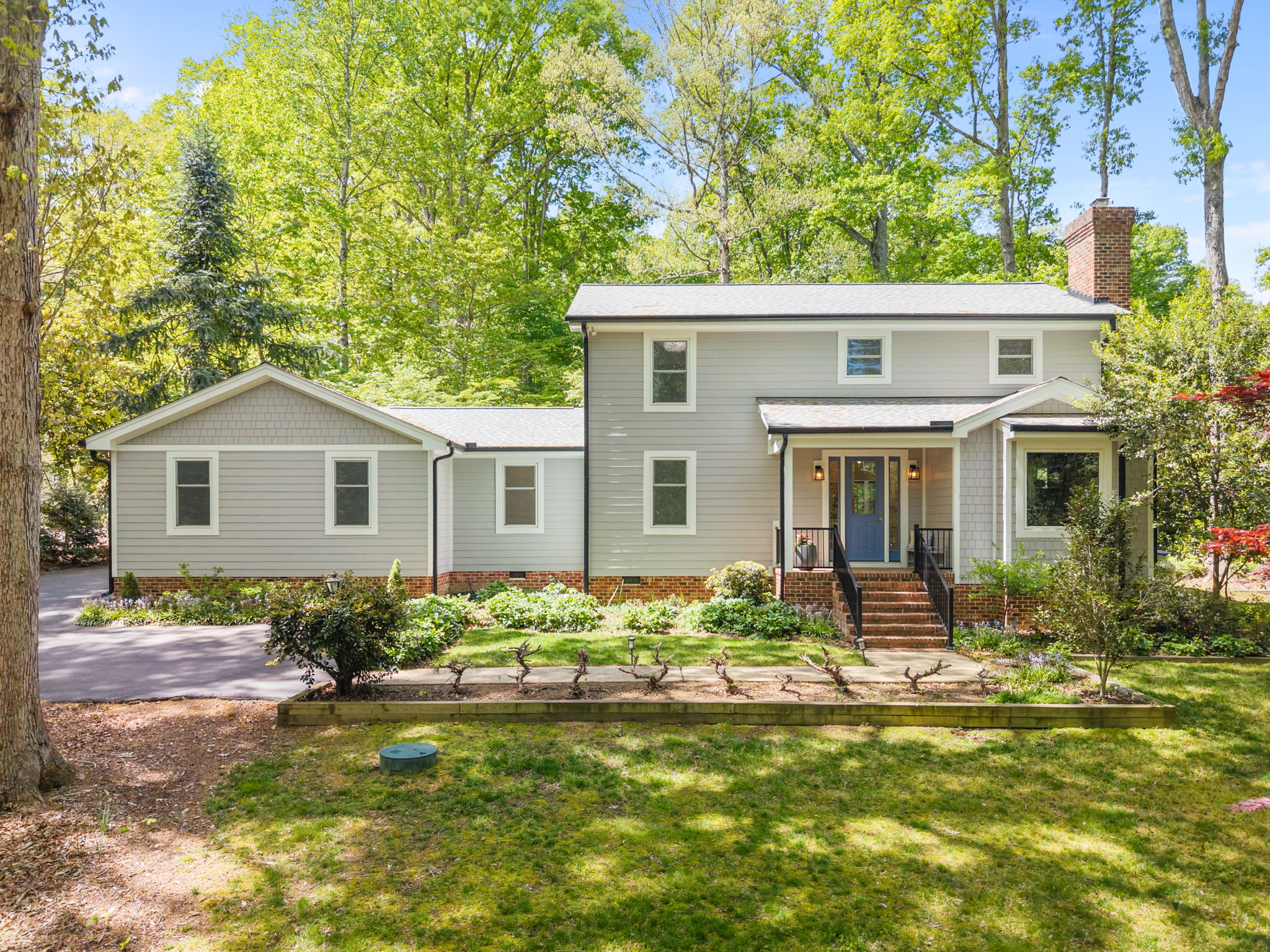  8 Sedgewood Road, Chapel Hill, NC 27514 - 物件實景