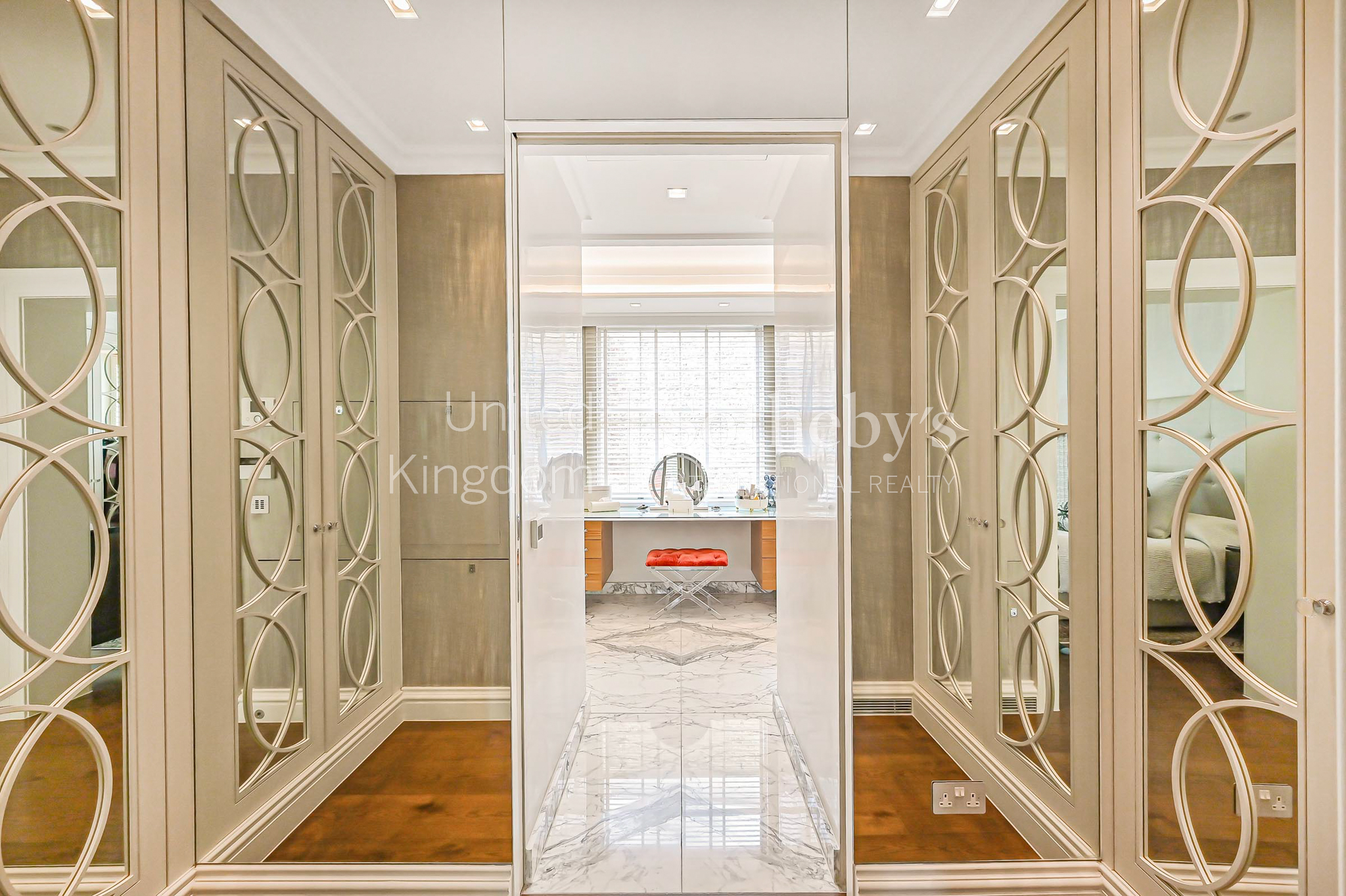  A Grade II-Listed Townhouse on Onslow Gardens - 物件實景
