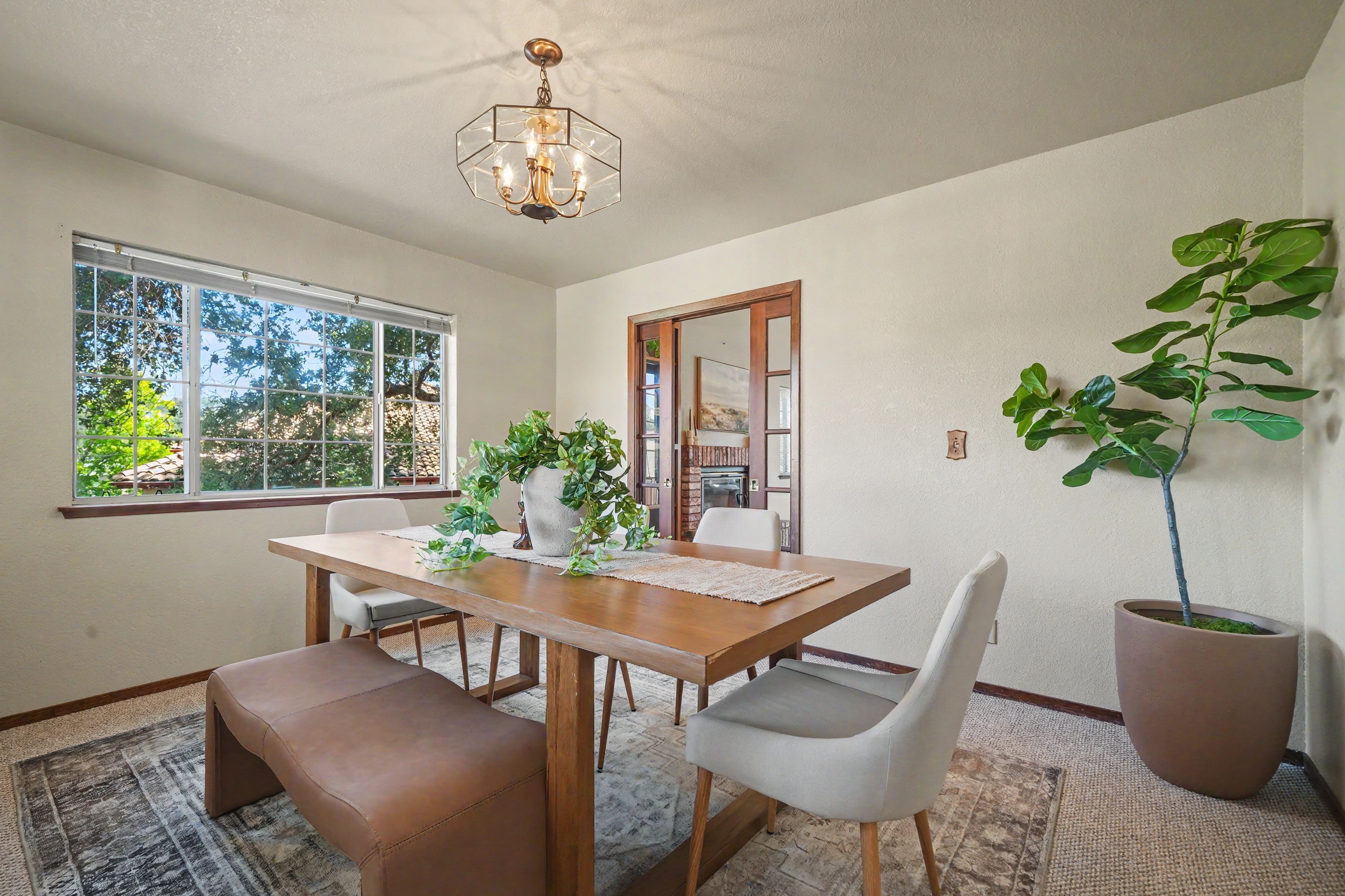  Spacious Sutter Creek Home with Hillside Views and Endless Potential - 物件實景