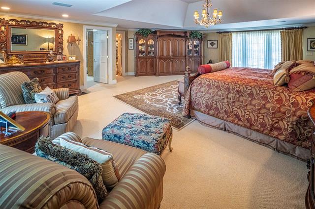 Dover, New Hampshire, 03820, United States, 3 Bedrooms Bedrooms, ,4 BathroomsBathrooms,Residential,For Sale,1926257