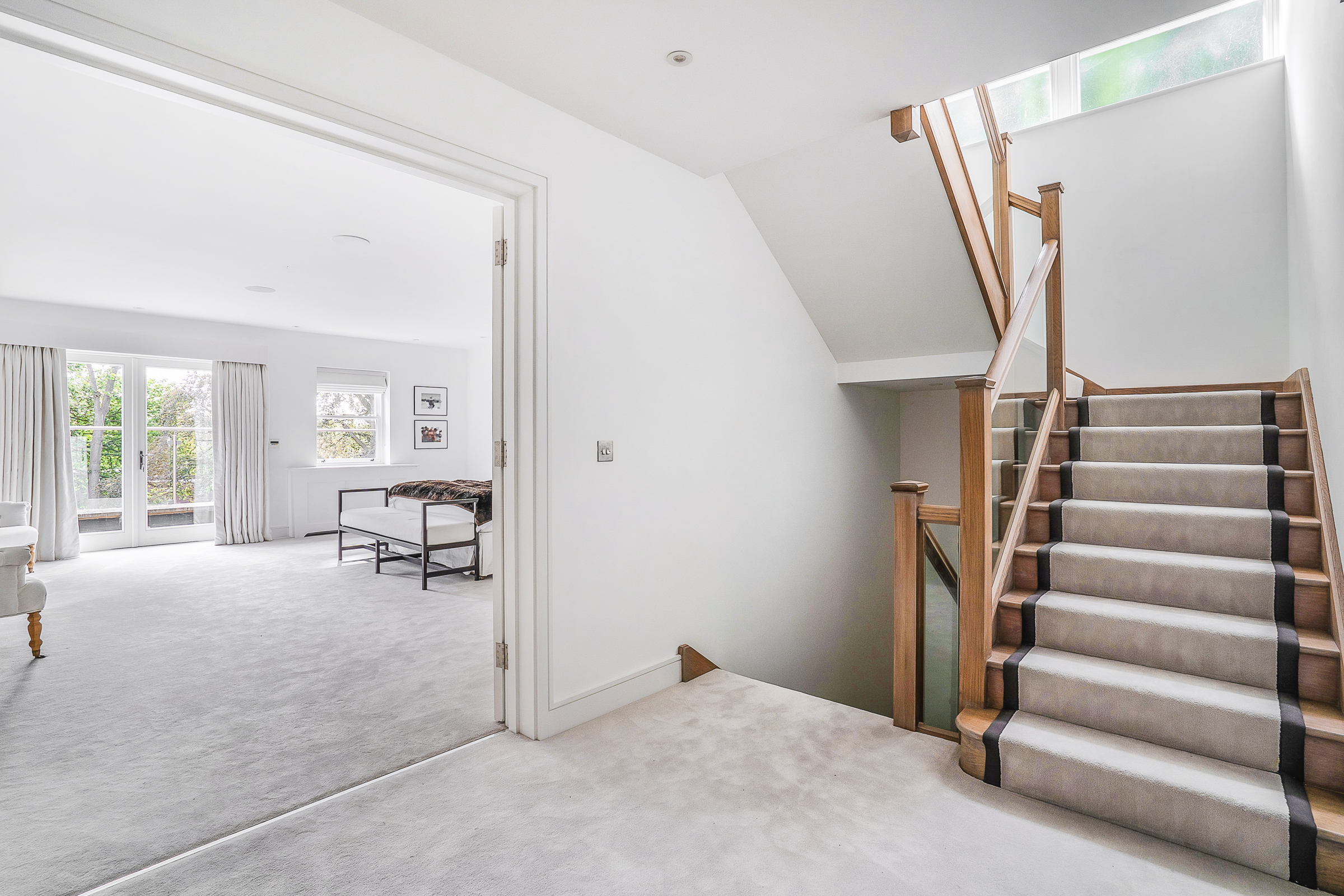  Five Bedroom Family Home with Gated Driveway, moments from Ascot High Street - 物件實景
