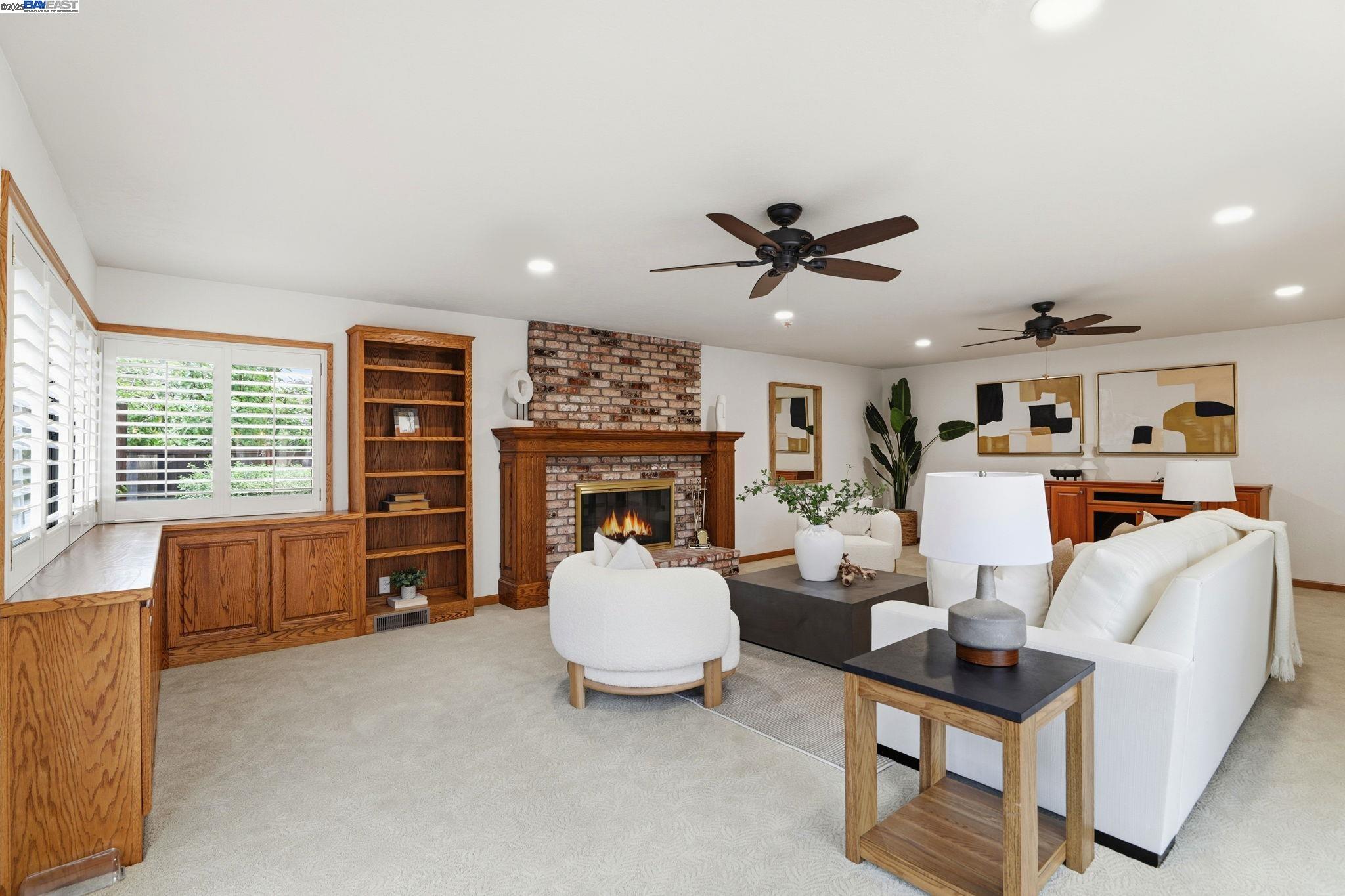 Fremont, California, 94536, United States, 3 Bedrooms Bedrooms, ,2 BathroomsBathrooms,Residential,For Sale,1992910