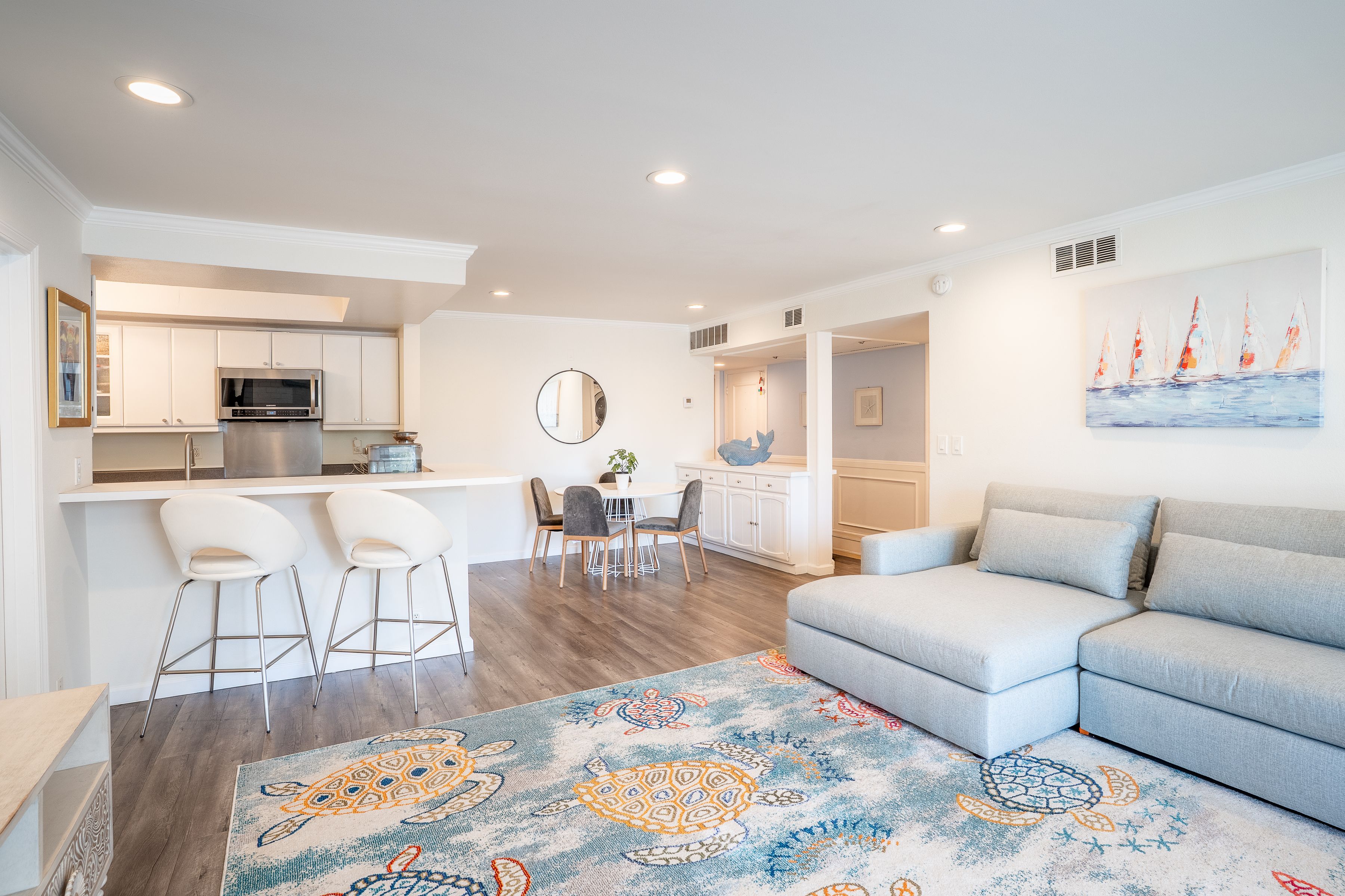  8145 Redlands St - 物件實景