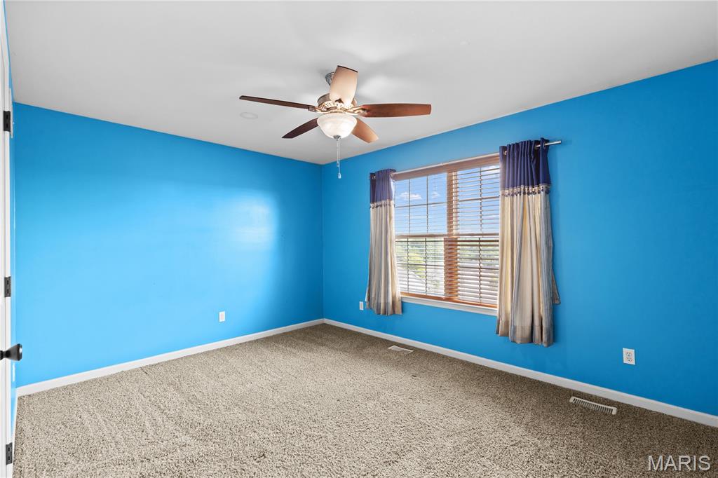 Arnold, Missouri, 63010, United States, 5 Bedrooms Bedrooms, ,4 BathroomsBathrooms,Residential,For Sale,1876130