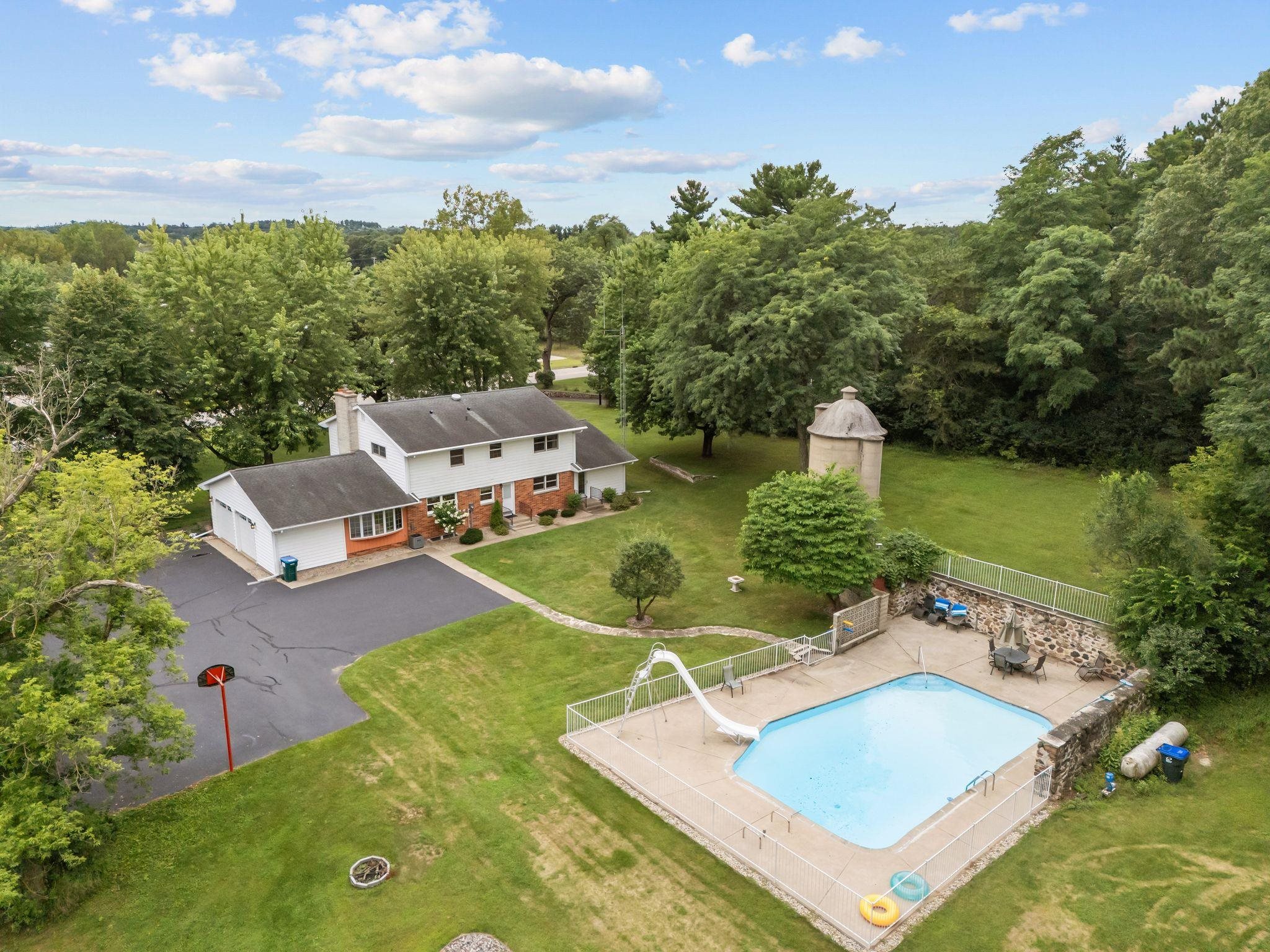 WAUTOMA, Wisconsin, 54982, United States, 4 Bedrooms Bedrooms, ,3 BathroomsBathrooms,Residential,For Sale,1955228