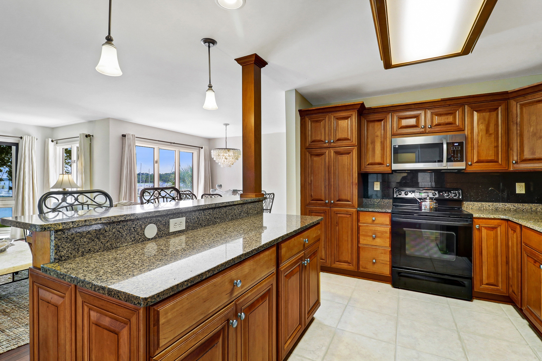  73 Skull Creek Drive Unit #210, Hilton Head Island - 物件實景