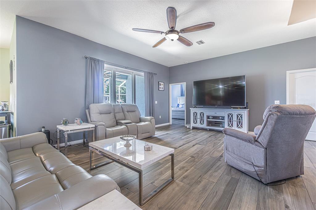 Palm Harbor, Florida, 34684, United States, 3 Bedrooms Bedrooms, ,2 BathroomsBathrooms,Residential,For Sale,1993848