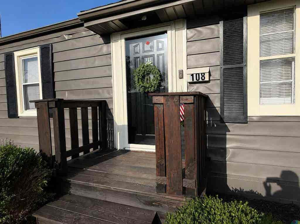 Holly St, Connersville, IN 47331 #1