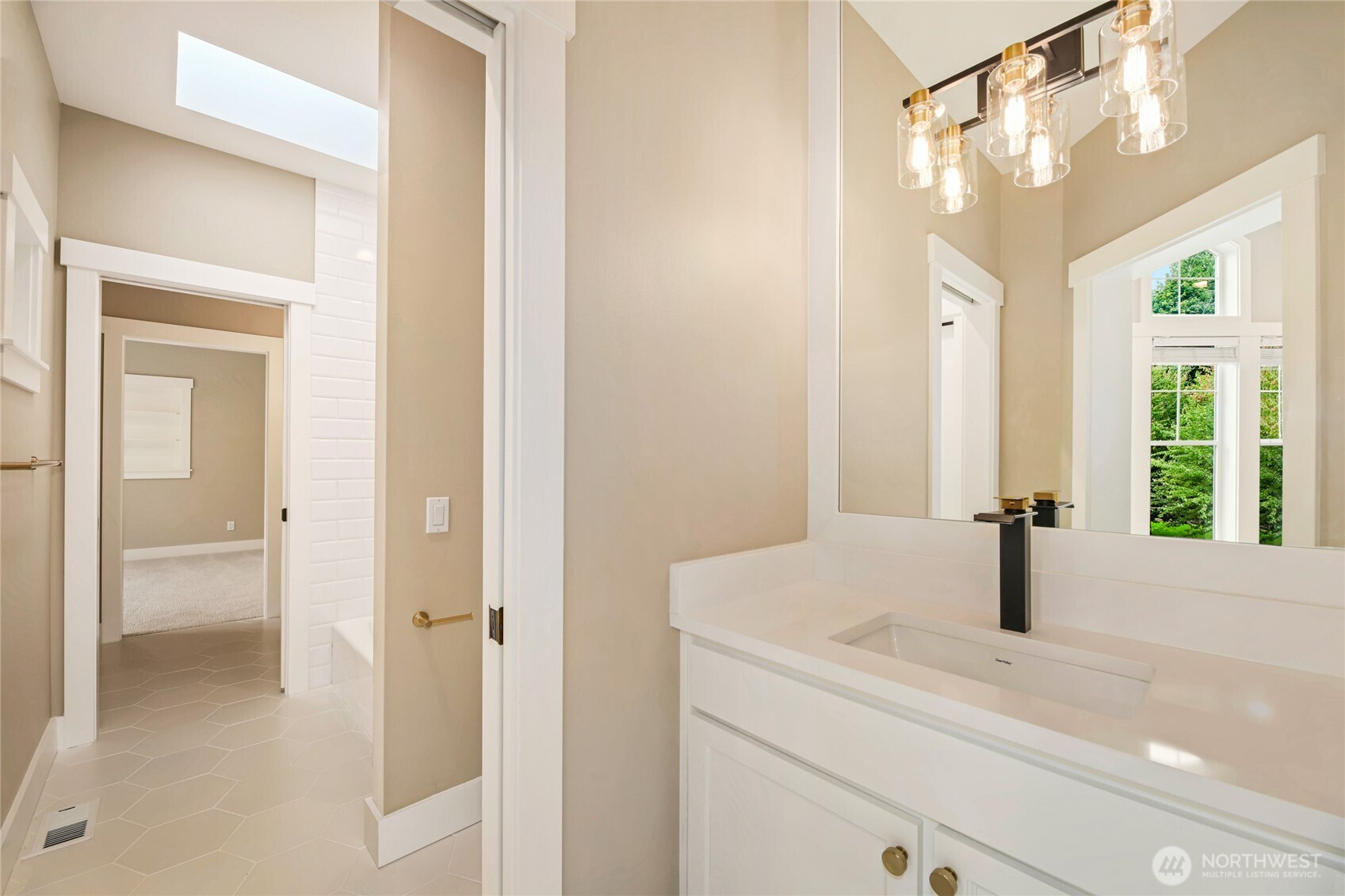 Carnation, Washington, 98014, United States, 5 Bedrooms Bedrooms, ,5 BathroomsBathrooms,Residential,For Sale,1940675