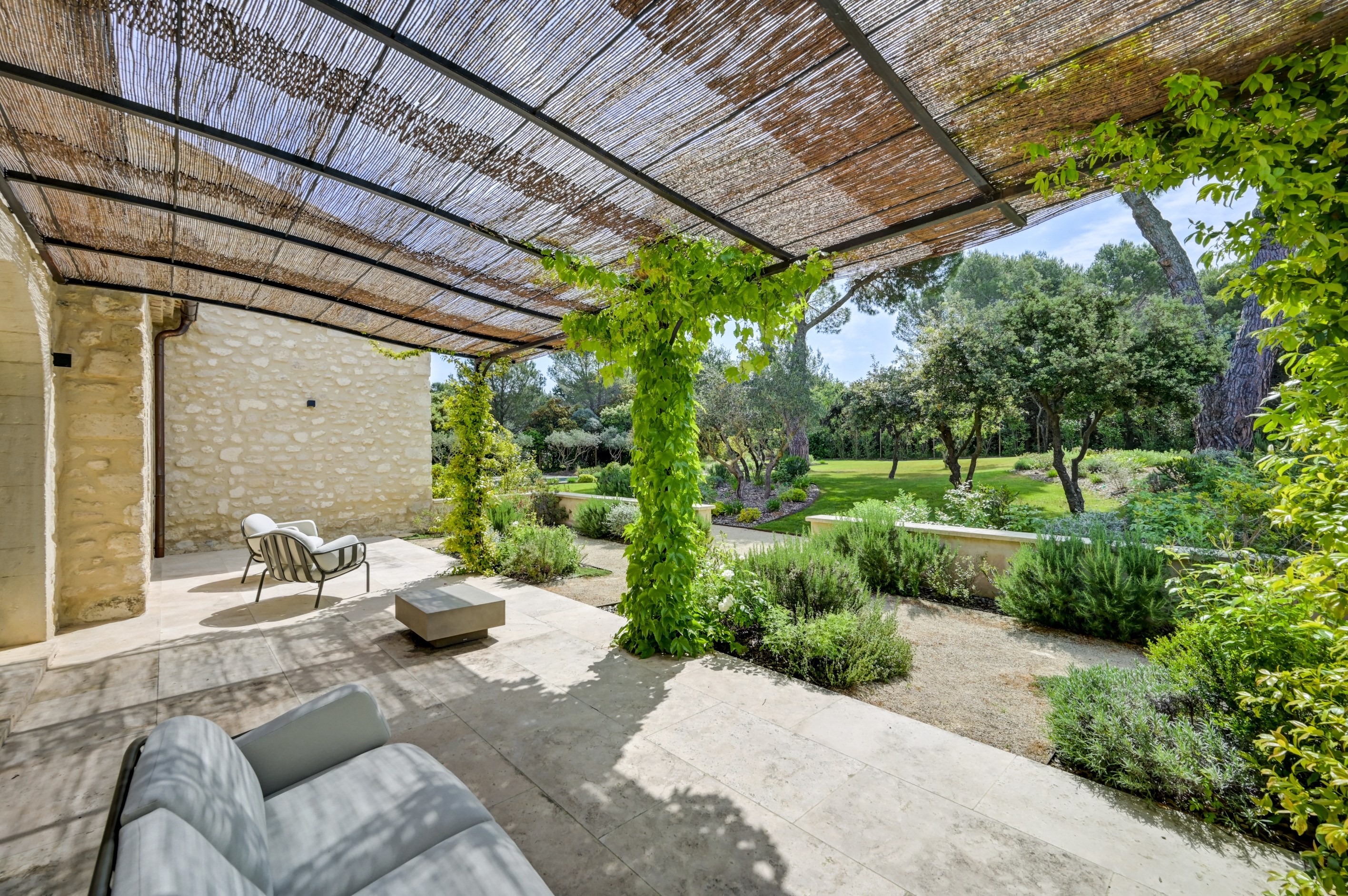  Renovated farmhouse with landscaped garden and swimming pool, a 10-minute walk … - 物件實景